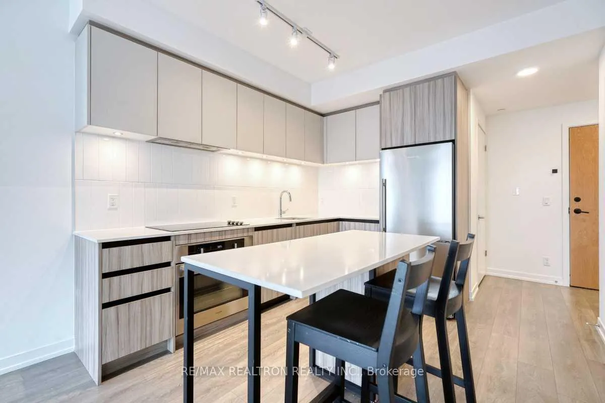Photo 12 of Unit D-429, 8 Beverley Glen Boulevard, Vaughan, Beverley Glen — HOMEH