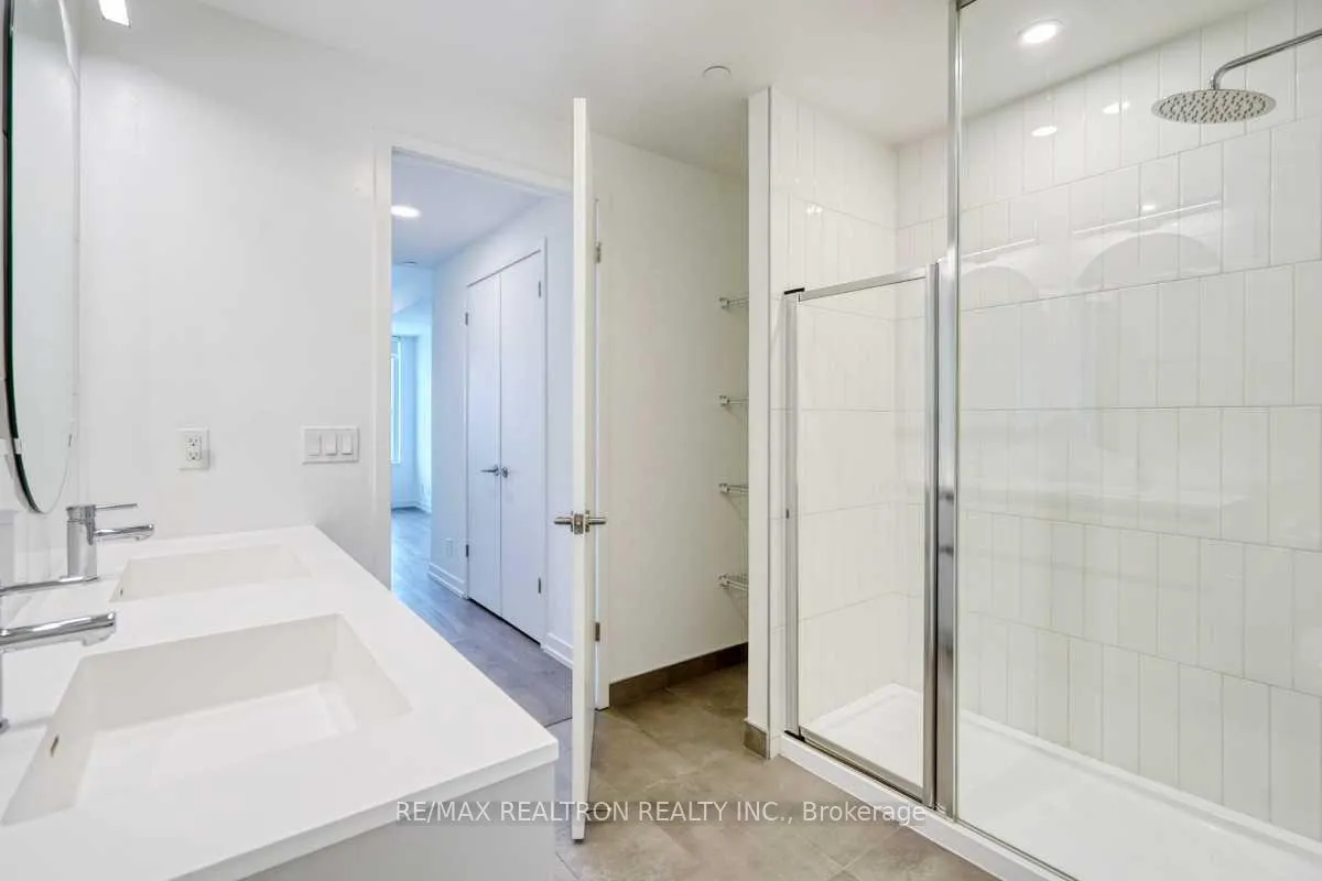 Photo 21 of Unit D-429, 8 Beverley Glen Boulevard, Vaughan, Beverley Glen — HOMEH