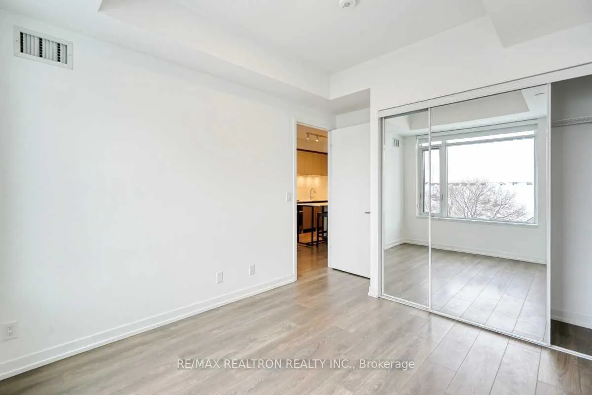 Photo 23 of Unit D-429, 8 Beverley Glen Boulevard, Vaughan, Beverley Glen — HOMEH