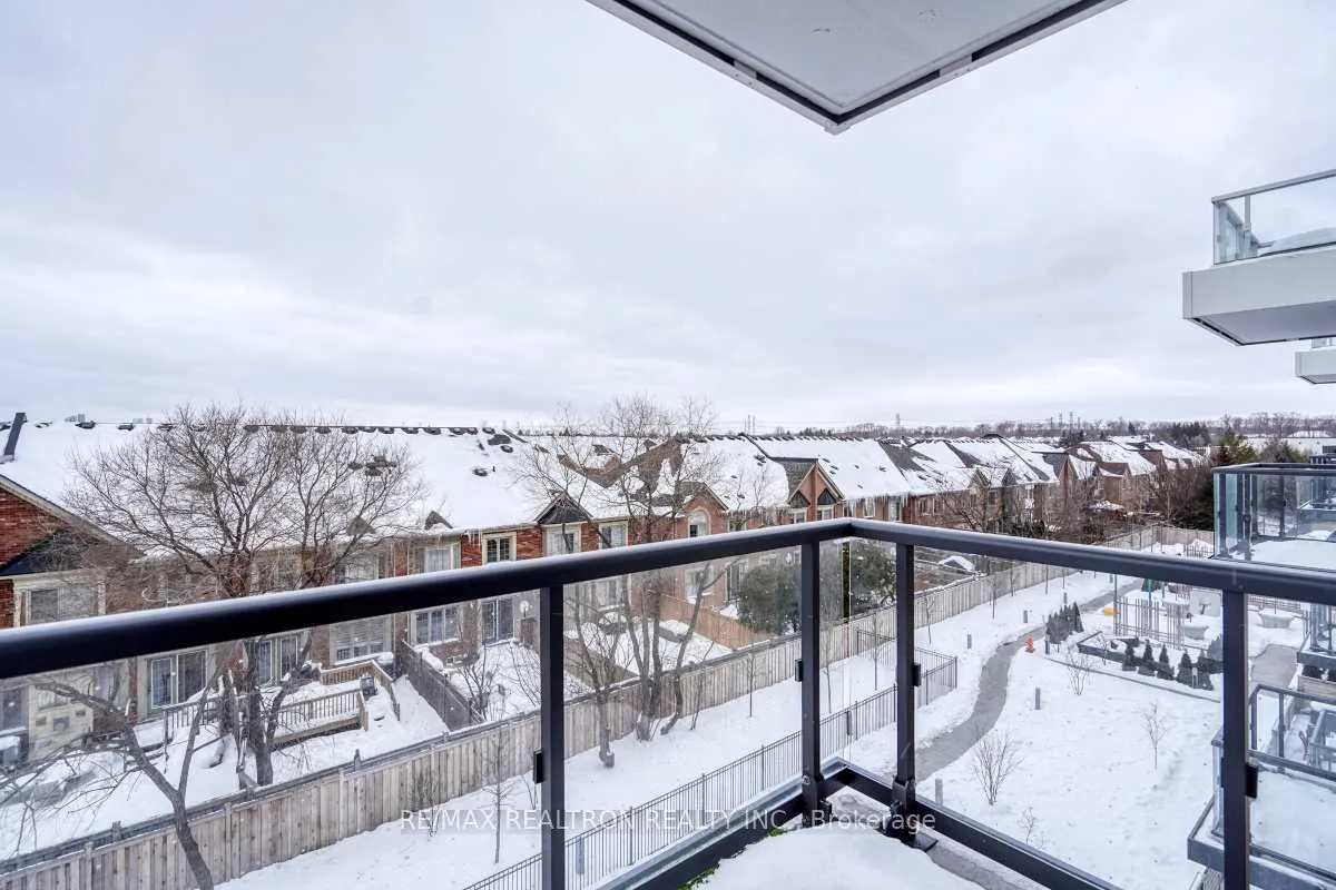 Photo 26 of Unit D-429, 8 Beverley Glen Boulevard, Vaughan, Beverley Glen — HOMEH