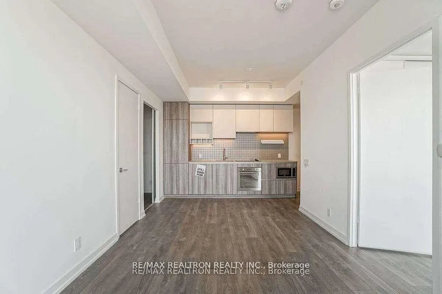 Photo 4 of Unit 4912, 898 Portage Parkway, Vaughan, Vaughan Corporate Centre — HOMEH