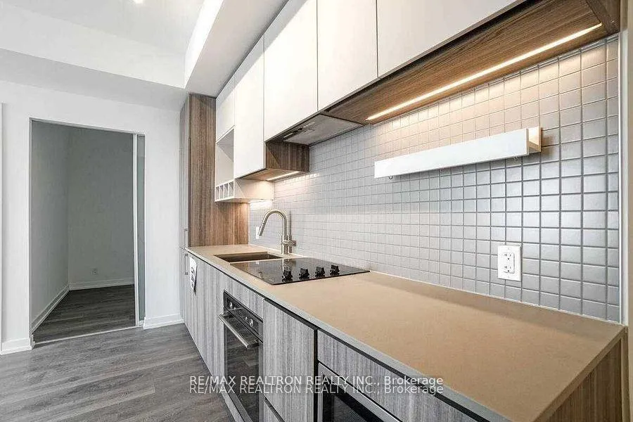 Photo 6 of Unit 4912, 898 Portage Parkway, Vaughan, Vaughan Corporate Centre — HOMEH