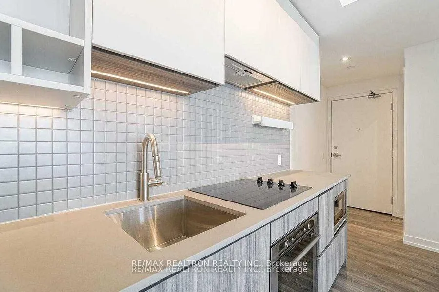 Photo 9 of Unit 4912, 898 Portage Parkway, Vaughan, Vaughan Corporate Centre — HOMEH