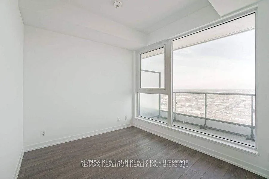 Photo 12 of Unit 4912, 898 Portage Parkway, Vaughan, Vaughan Corporate Centre — HOMEH