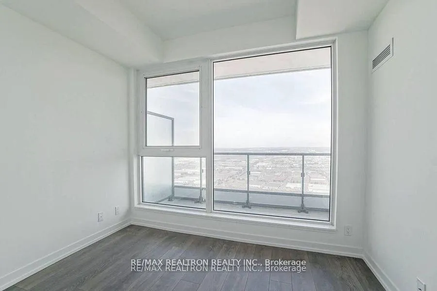 Photo 13 of Unit 4912, 898 Portage Parkway, Vaughan, Vaughan Corporate Centre — HOMEH