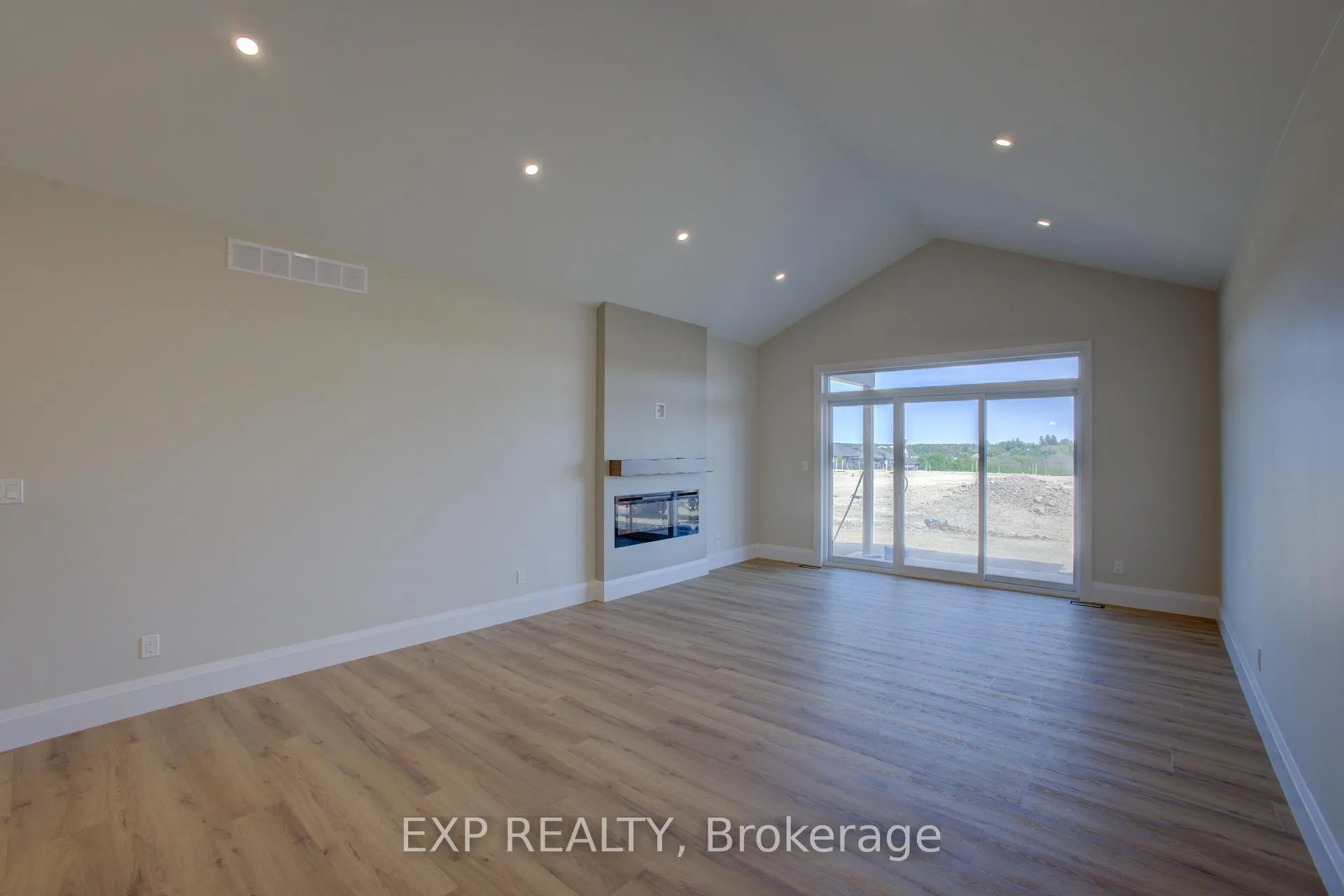 Photo 15 of 91 Bedell Drive, Mapleton, Rural Mapleton — HOMEH