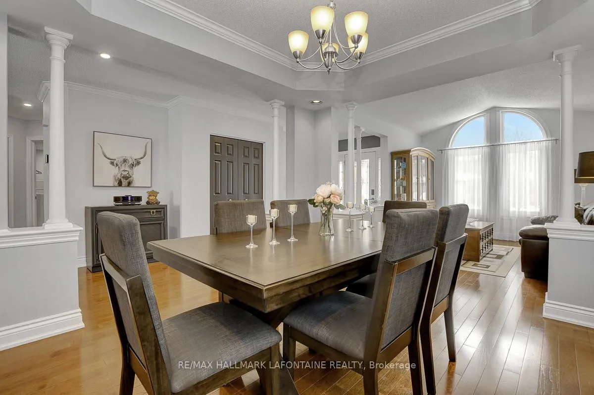 Photo 8 of 1721 Jersey Street, Ottawa, Fallingbrook/Gardenway South — HOMEH