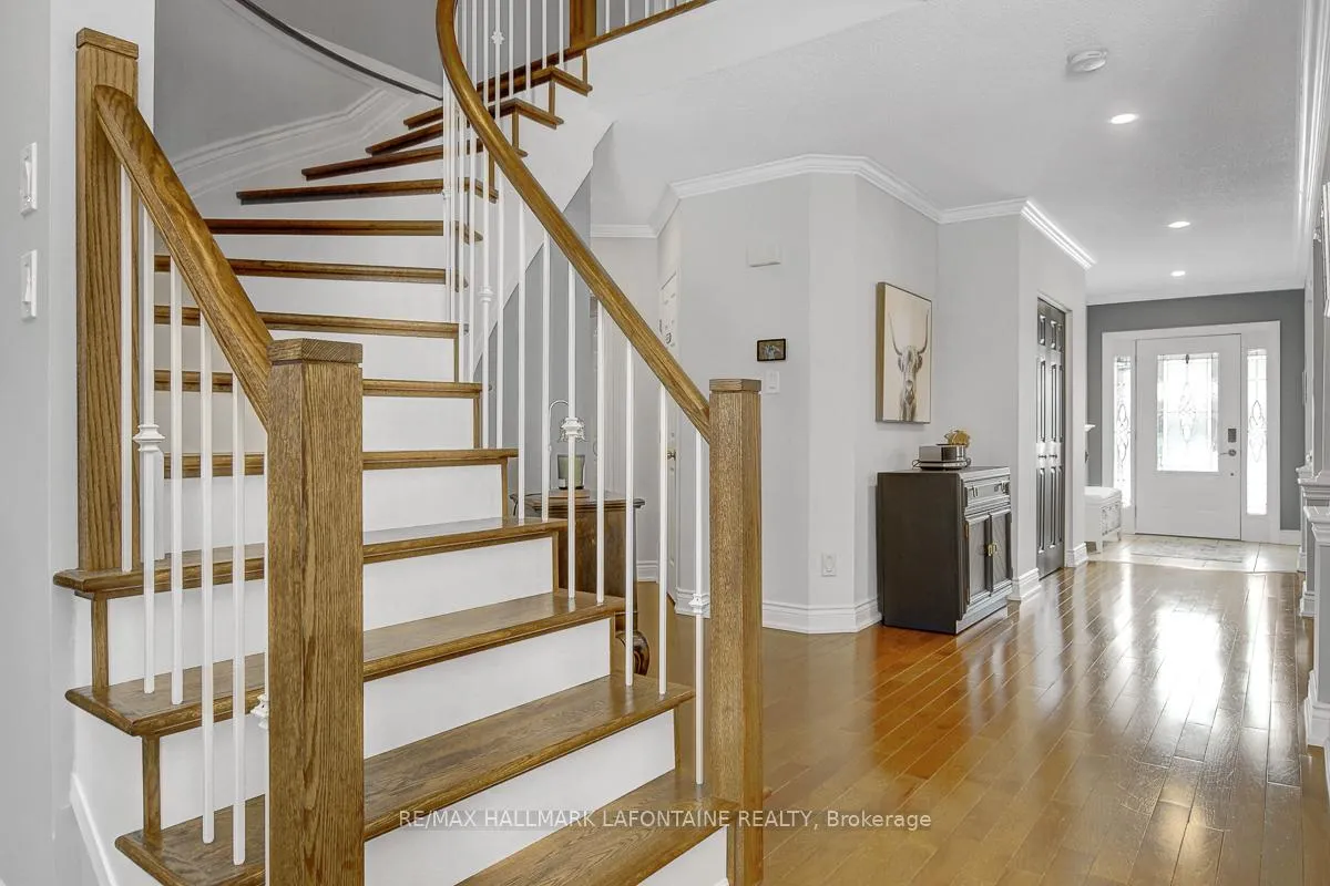 Photo 9 of 1721 Jersey Street, Ottawa, Fallingbrook/Gardenway South — HOMEH