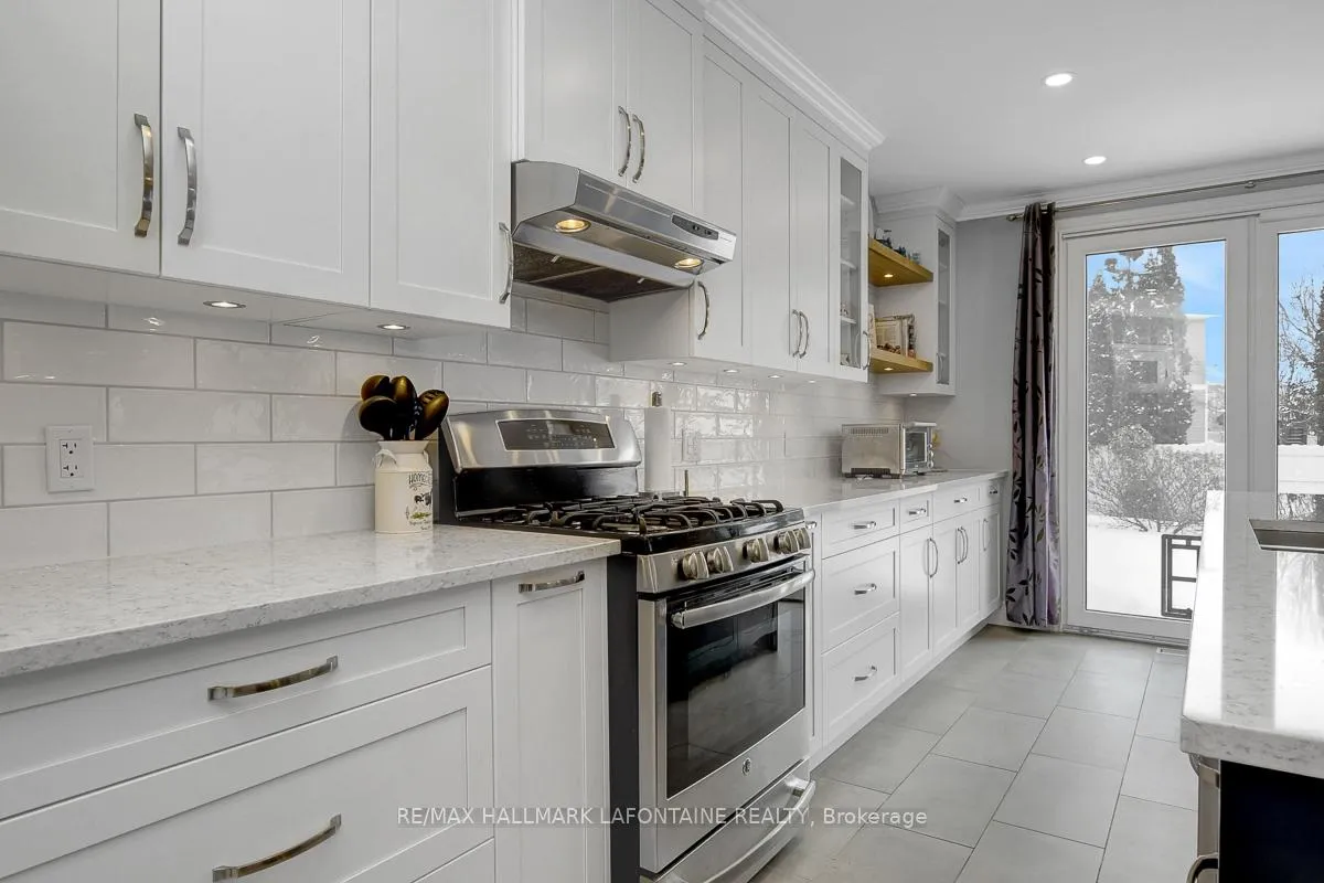 Photo 16 of 1721 Jersey Street, Ottawa, Fallingbrook/Gardenway South — HOMEH