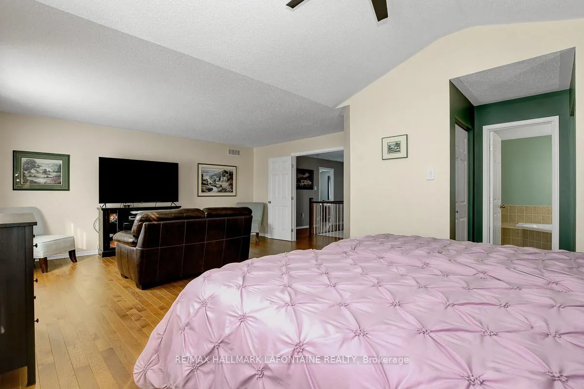 Photo 22 of 1721 Jersey Street, Ottawa, Fallingbrook/Gardenway South — HOMEH