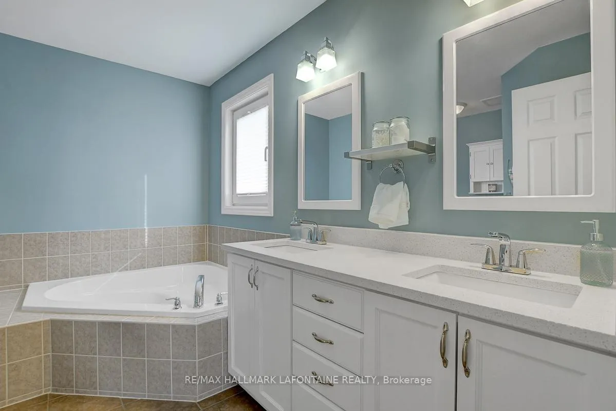 Photo 23 of 1721 Jersey Street, Ottawa, Fallingbrook/Gardenway South — HOMEH