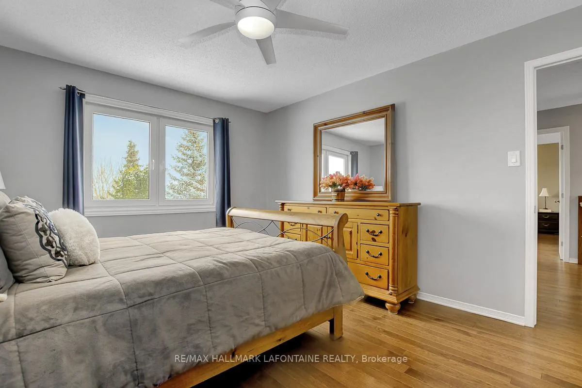 Photo 28 of 1721 Jersey Street, Ottawa, Fallingbrook/Gardenway South — HOMEH