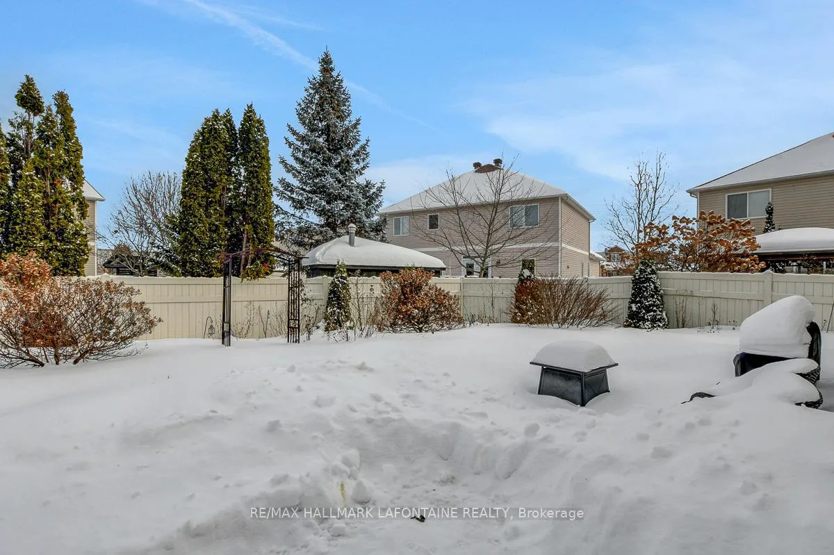 Photo 36 of 1721 Jersey Street, Ottawa, Fallingbrook/Gardenway South — HOMEH