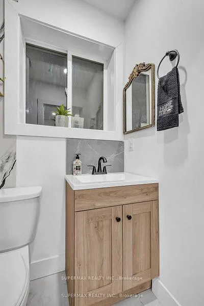Photo 14 of 94 Hiawatha Street, St. Thomas — HOMEH