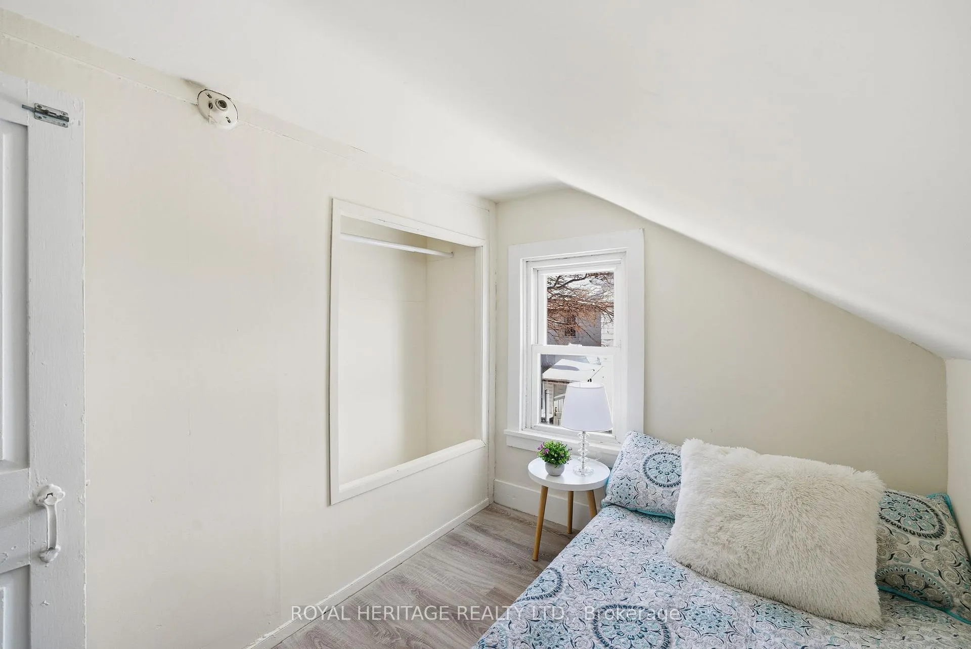 Photo 41 of 18 Spring Street, Quinte West, Trenton Ward — HOMEH