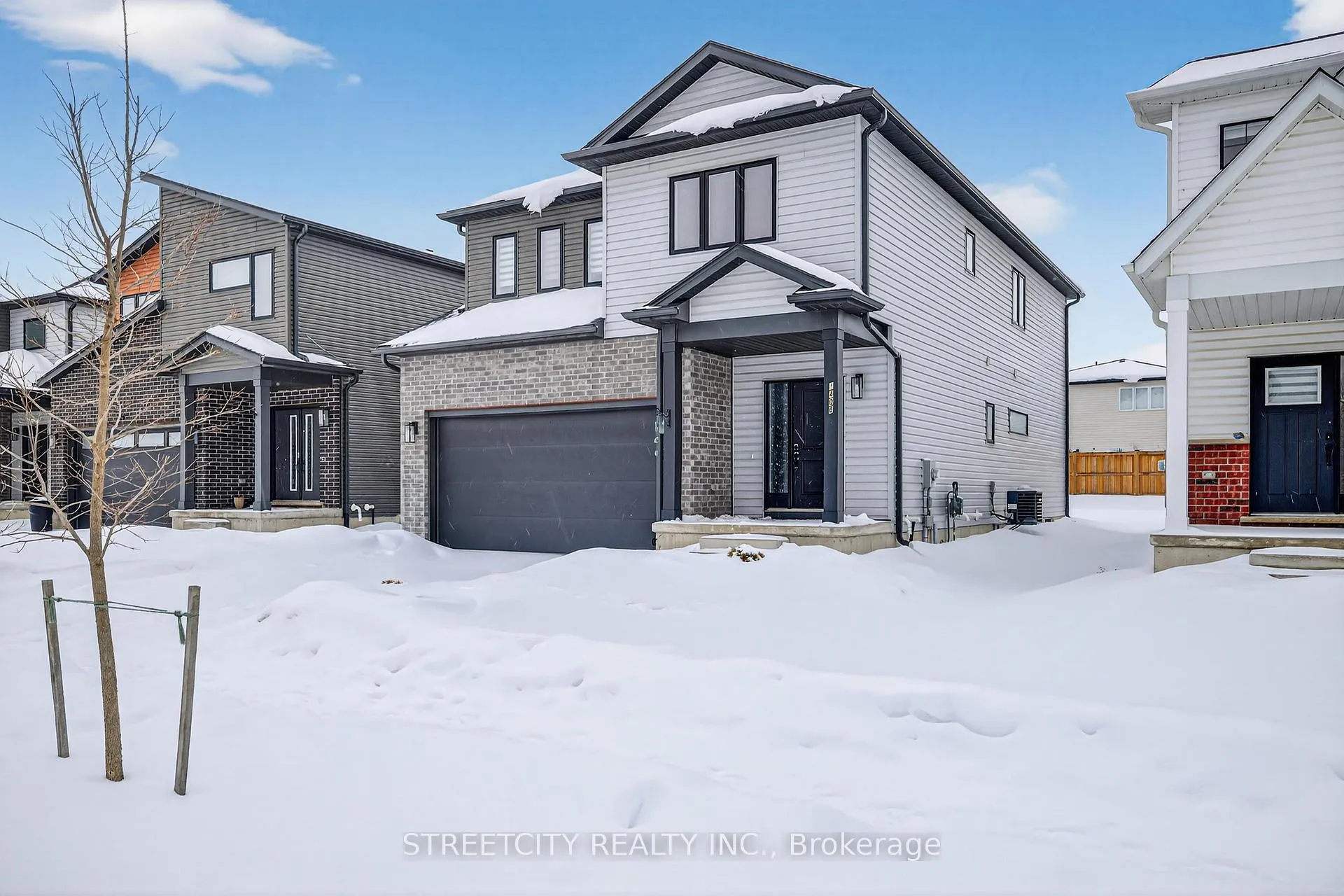 Photo 2 of 1408 Twilite Boulevard, London, North S — HOMEH