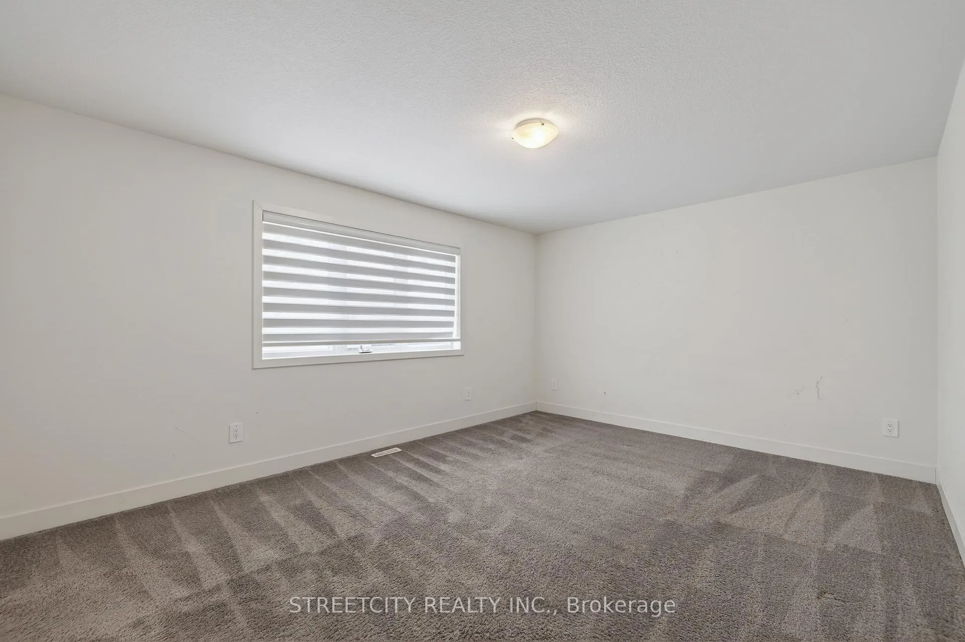 Photo 24 of 1408 Twilite Boulevard, London, North S — HOMEH