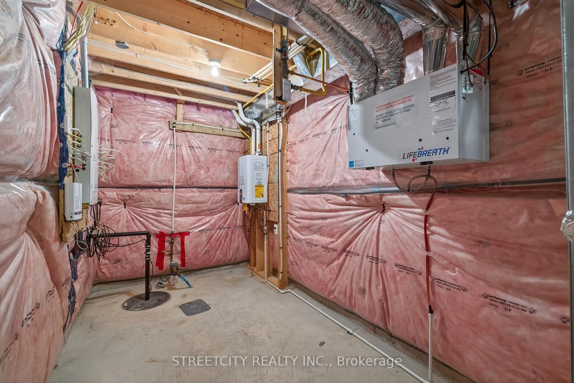 Photo 45 of 1408 Twilite Boulevard, London, North S — HOMEH