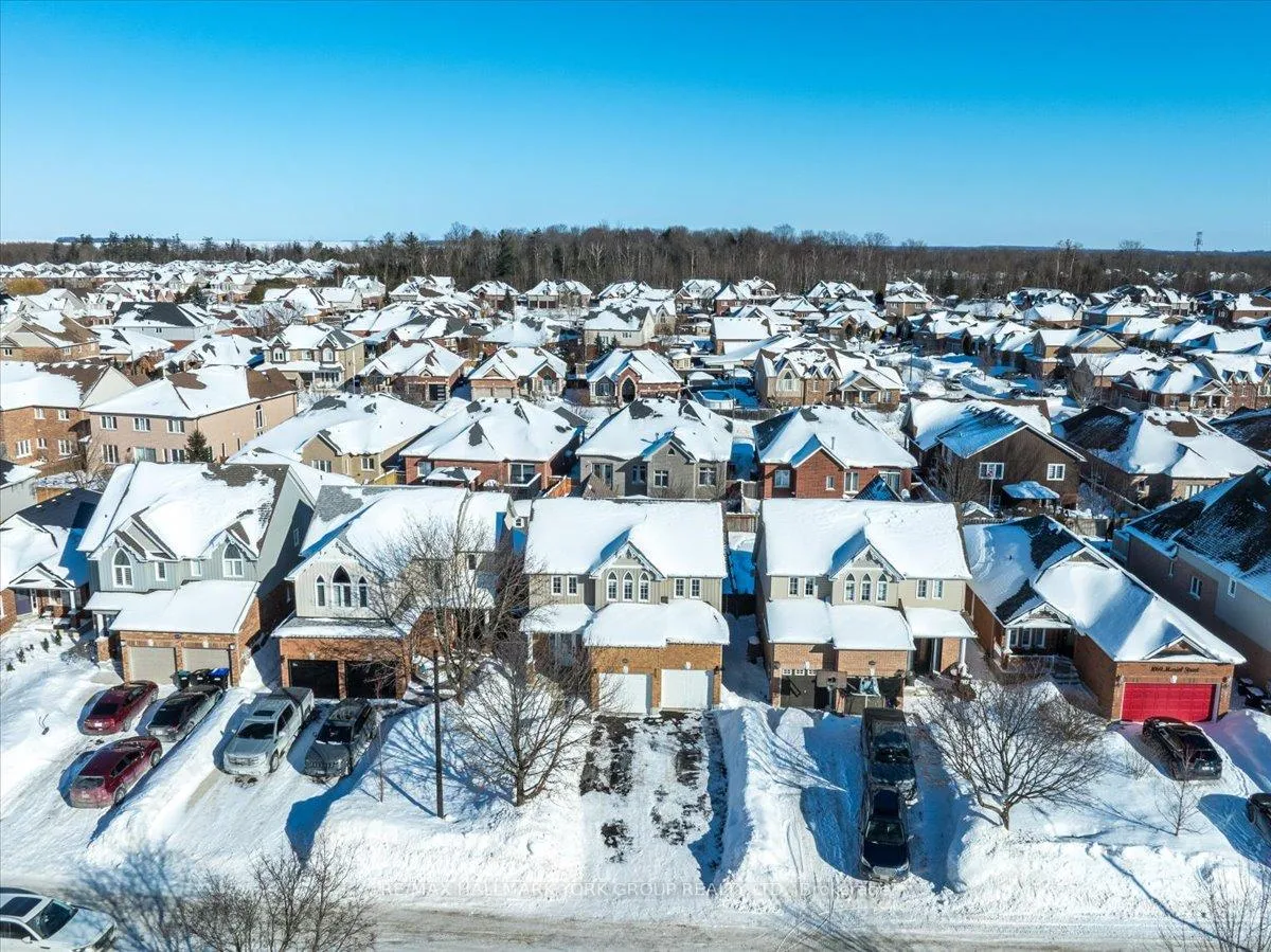 Photo 1 of 1063 Muriel Street, Innisfil, Alcona — HOMEH