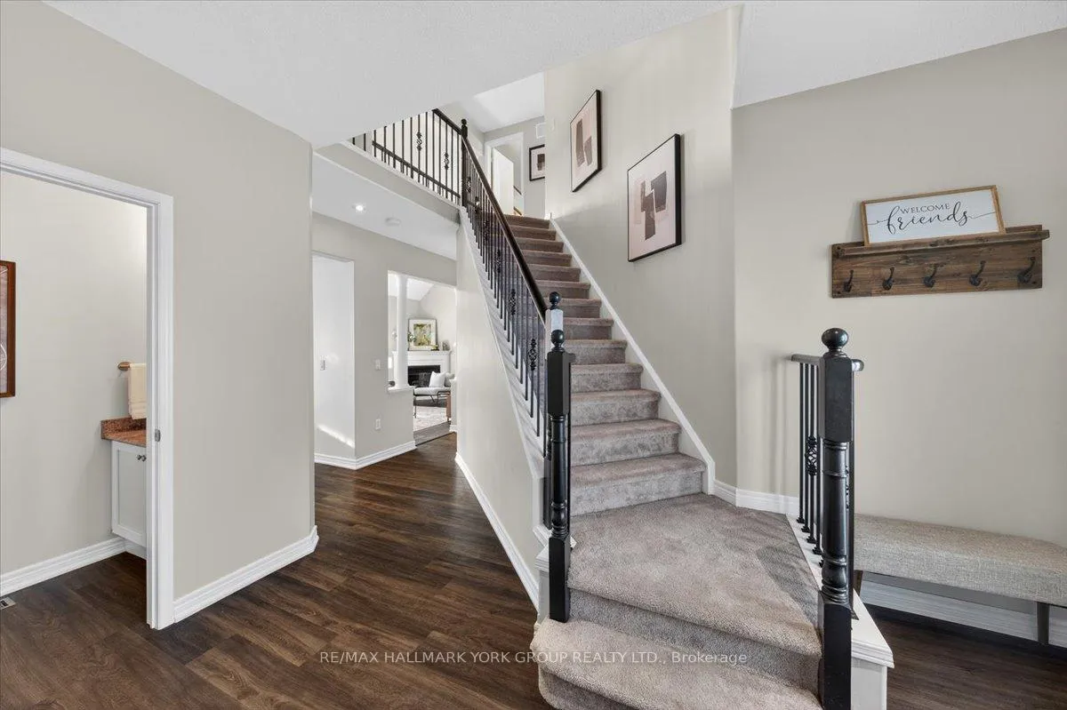 Photo 6 of 1063 Muriel Street, Innisfil, Alcona — HOMEH