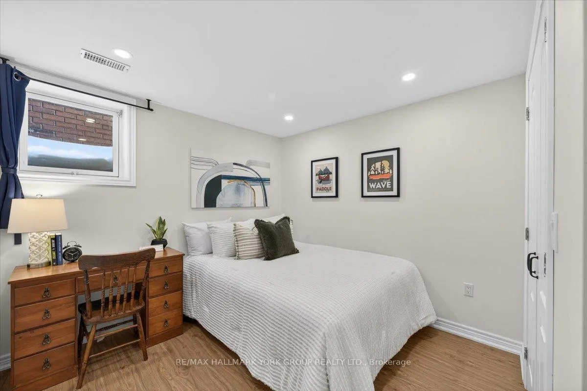 Photo 33 of 1063 Muriel Street, Innisfil, Alcona — HOMEH