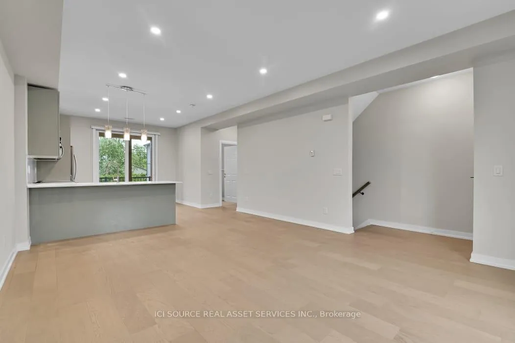 Photo 34 of 368 Rhonda Stewart Private, Ottawa, Stittsville (Central) — HOMEH