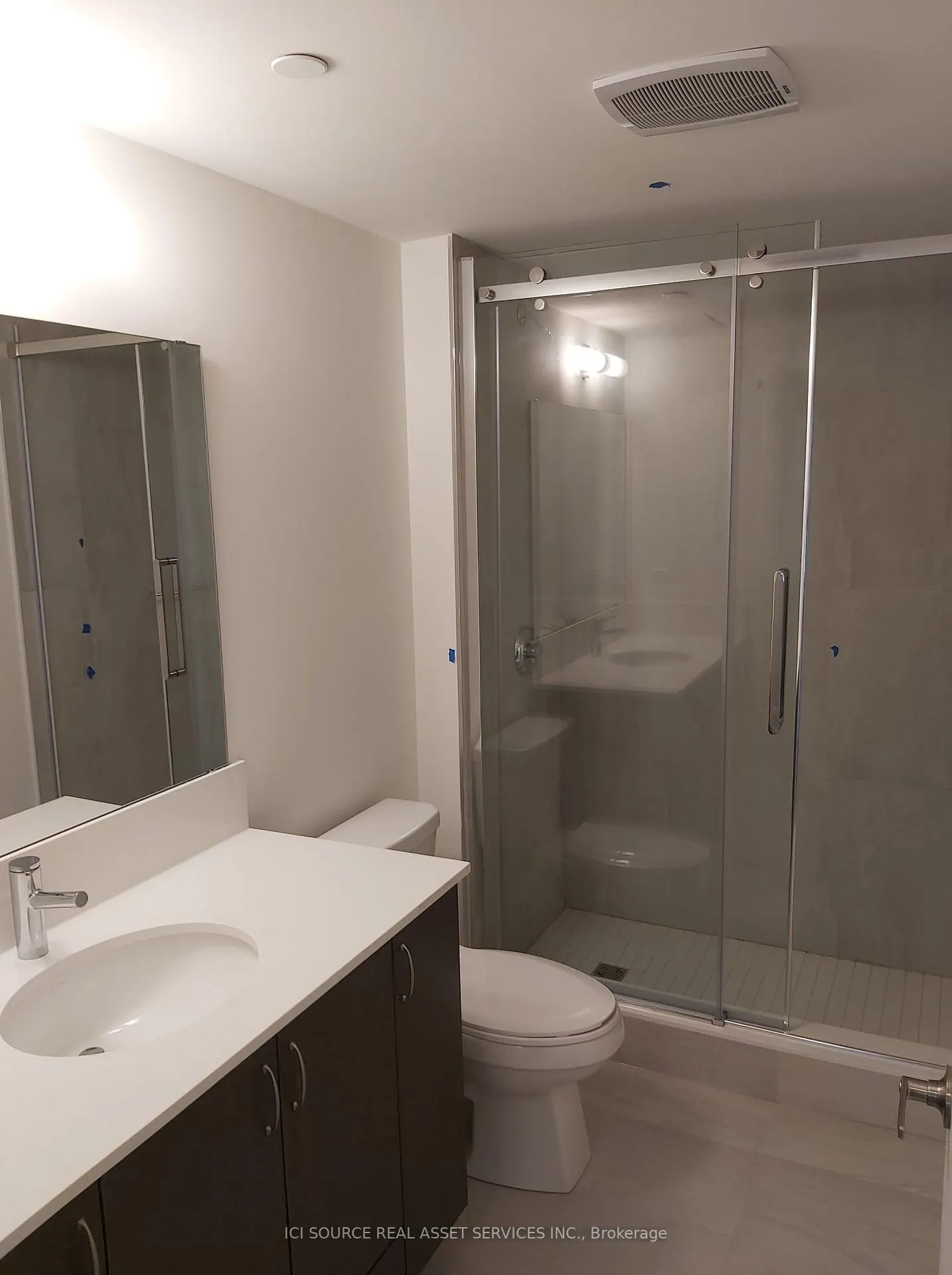 Photo 6 of Unit 209, 58 Lakeside Terrace, Barrie, Little Lake — HOMEH