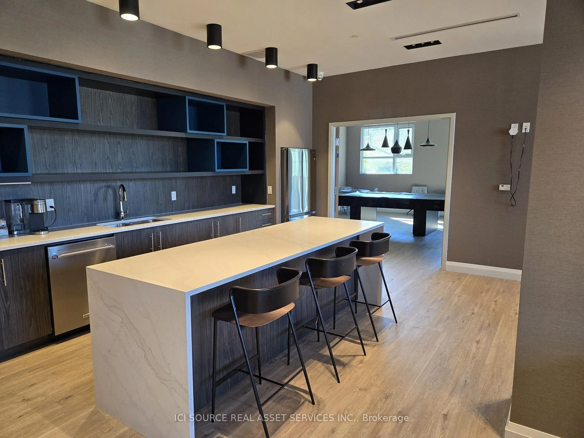 Photo 13 of Unit 209, 58 Lakeside Terrace, Barrie, Little Lake — HOMEH