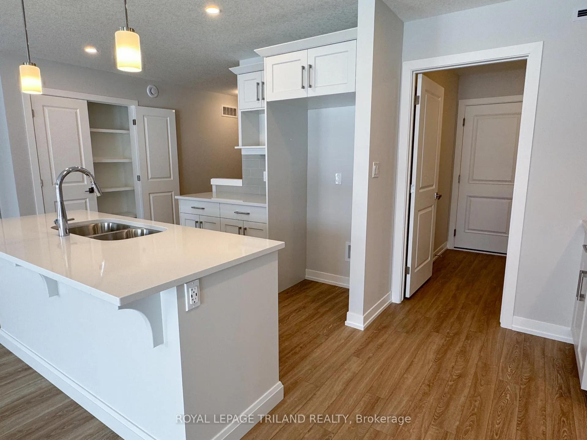 Photo 10 of 20 Harrow Lane, St. Thomas — HOMEH