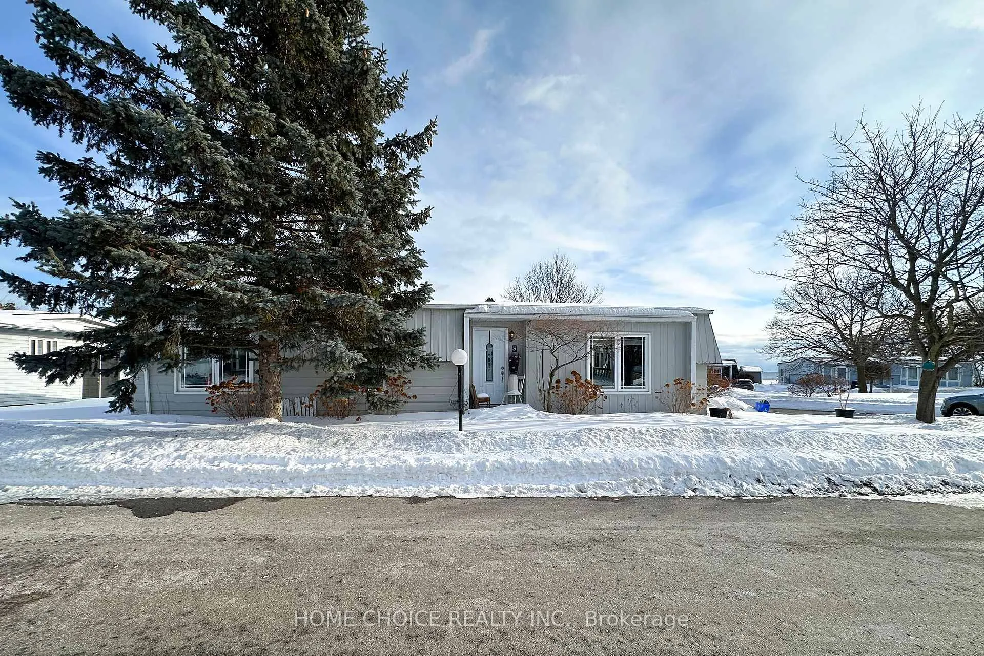 Photo 2 of 3 Heritage Lane, Clarington, Newcastle — HOMEH