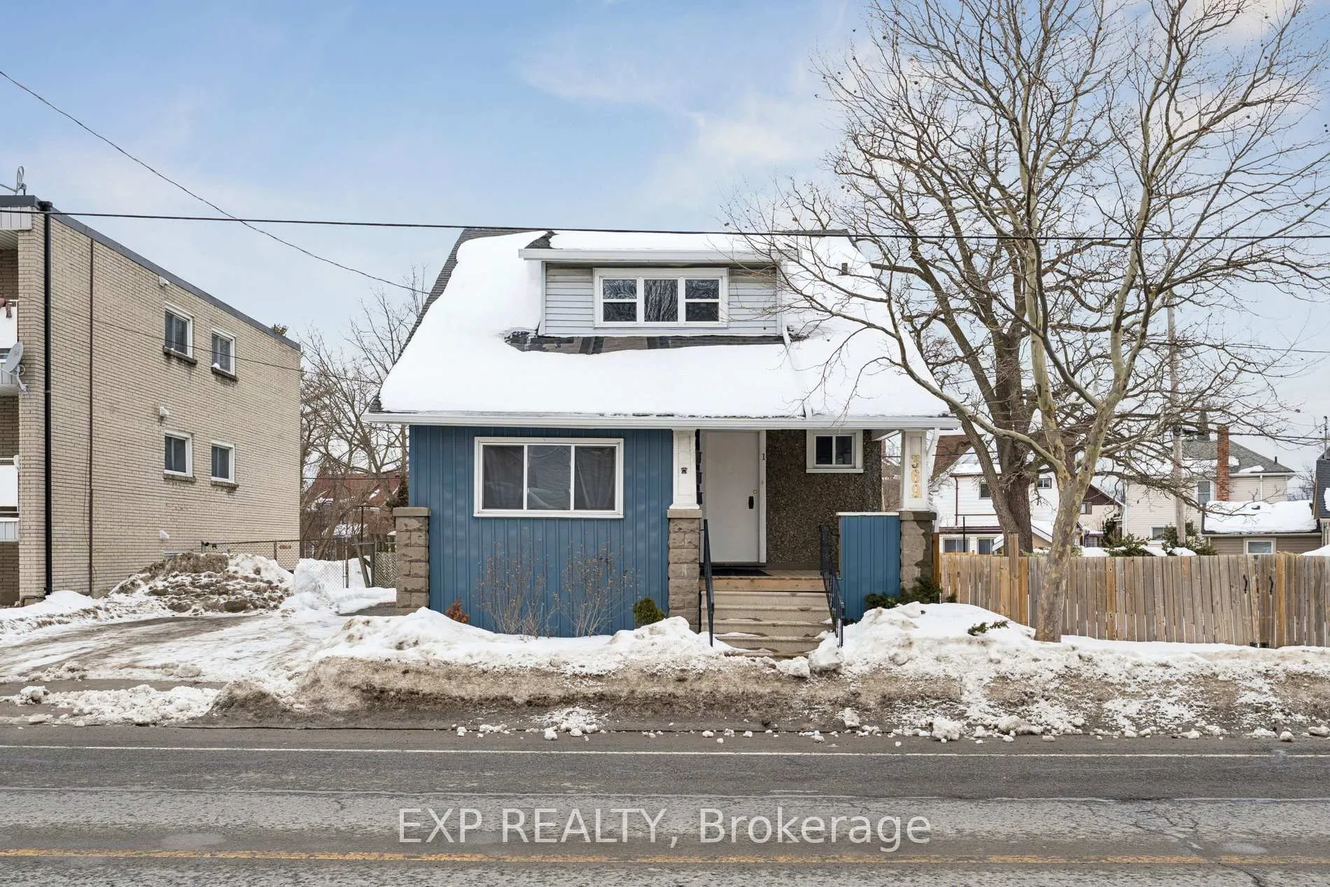 Photo 1 of 369 Glendale Avenue, St. Catharines, Secord Woods — HOMEH