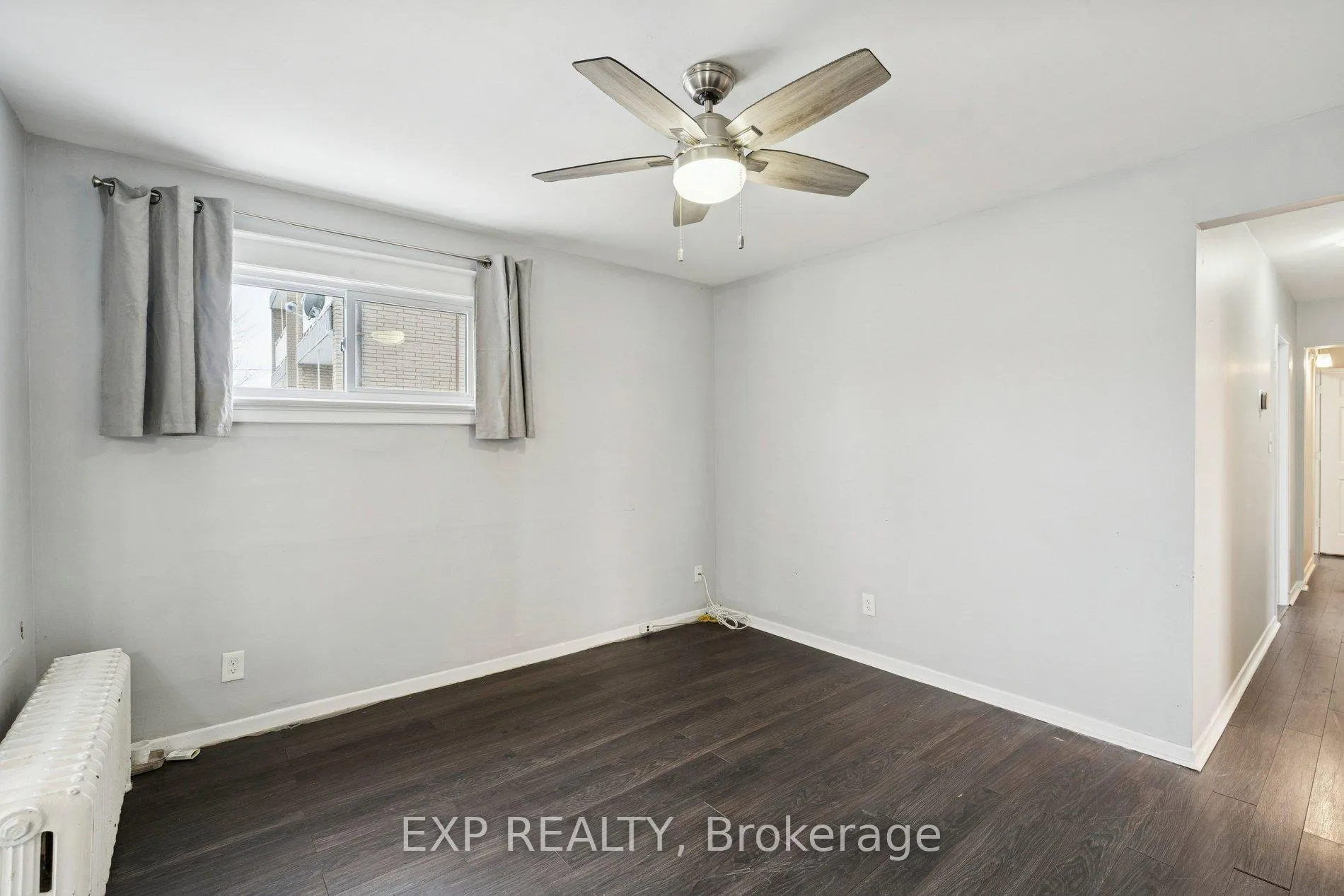 Photo 6 of 369 Glendale Avenue, St. Catharines, Secord Woods — HOMEH
