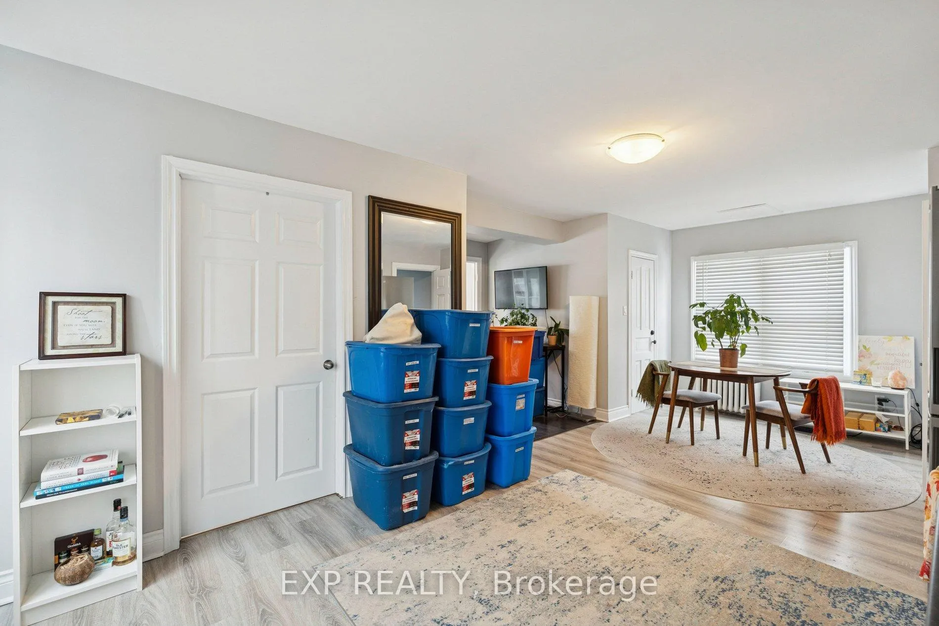 Photo 23 of 369 Glendale Avenue, St. Catharines, Secord Woods — HOMEH