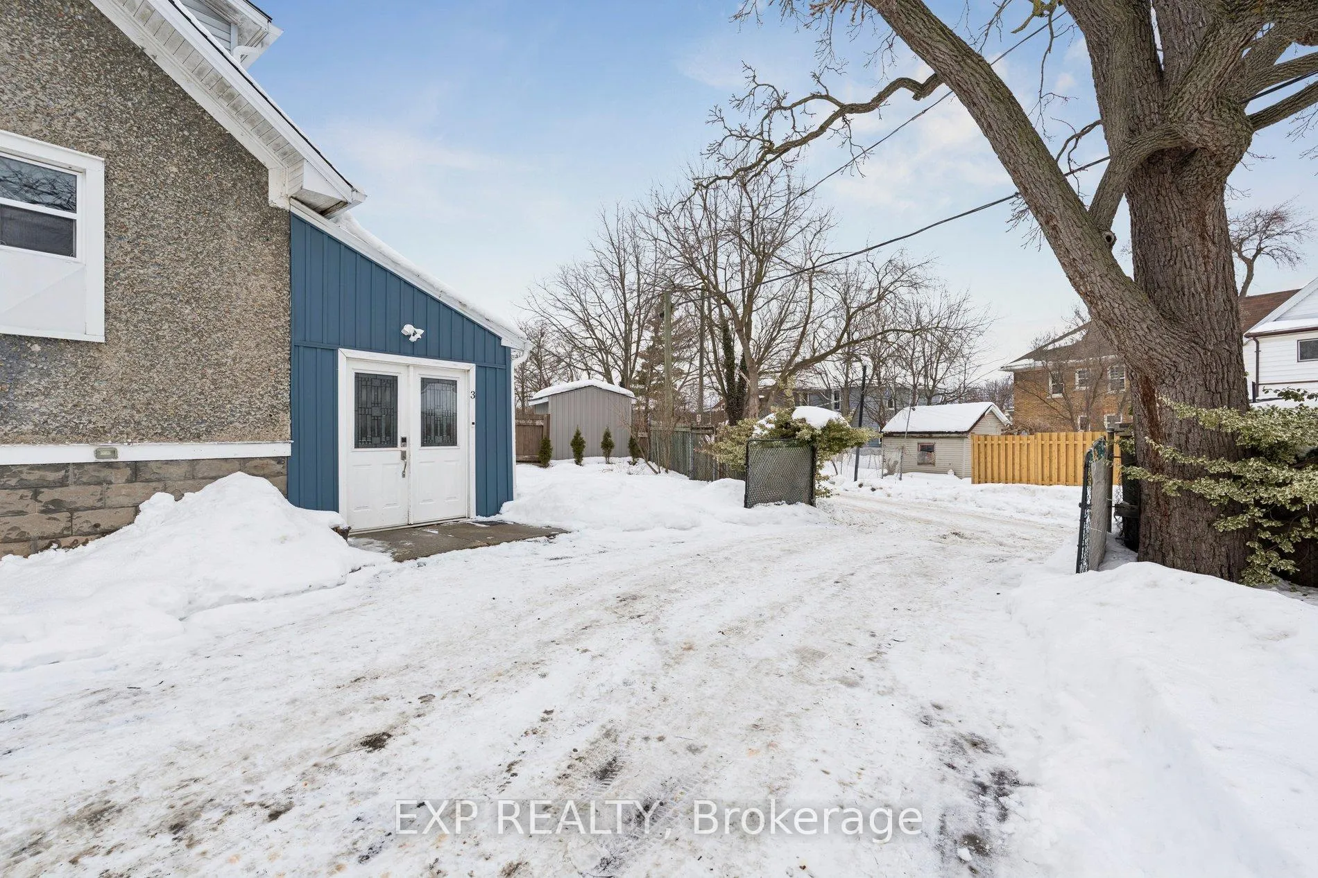 Photo 35 of 369 Glendale Avenue, St. Catharines, Secord Woods — HOMEH