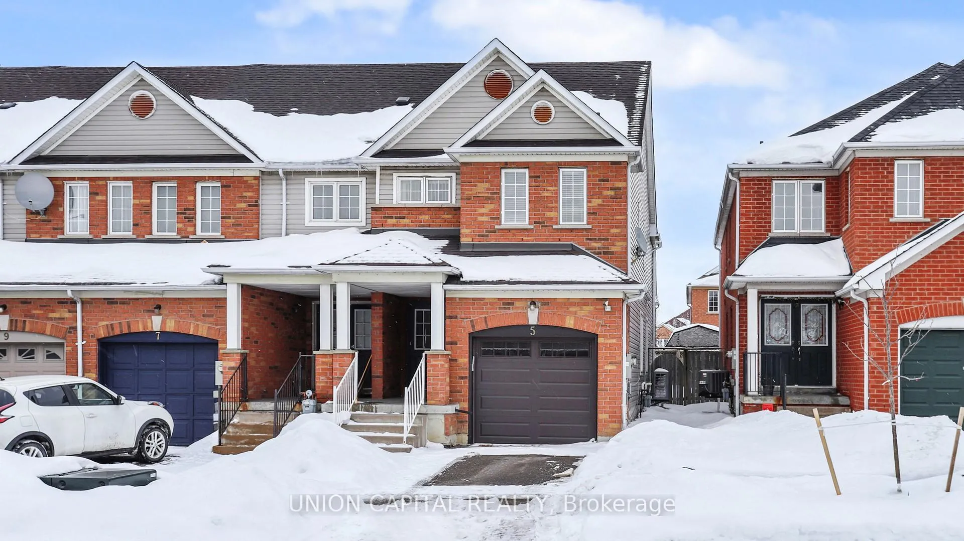 Photo 1 of 5 Holloway Road, Markham, Cedarwood — HOMEH