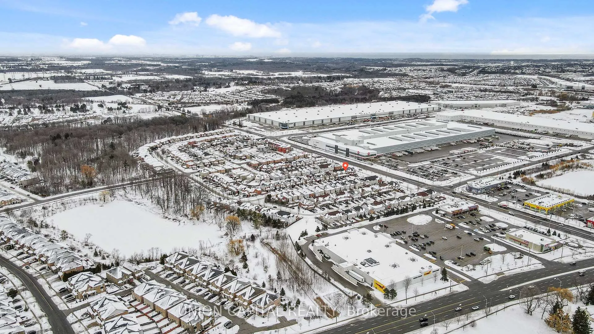 Photo 3 of 5 Holloway Road, Markham, Cedarwood — HOMEH