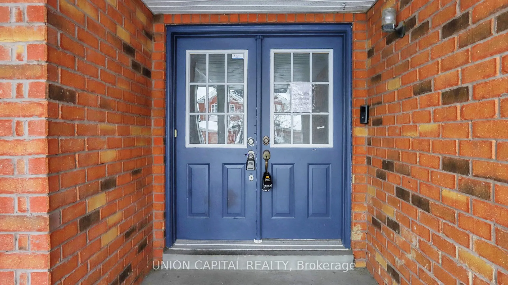 Photo 5 of 5 Holloway Road, Markham, Cedarwood — HOMEH