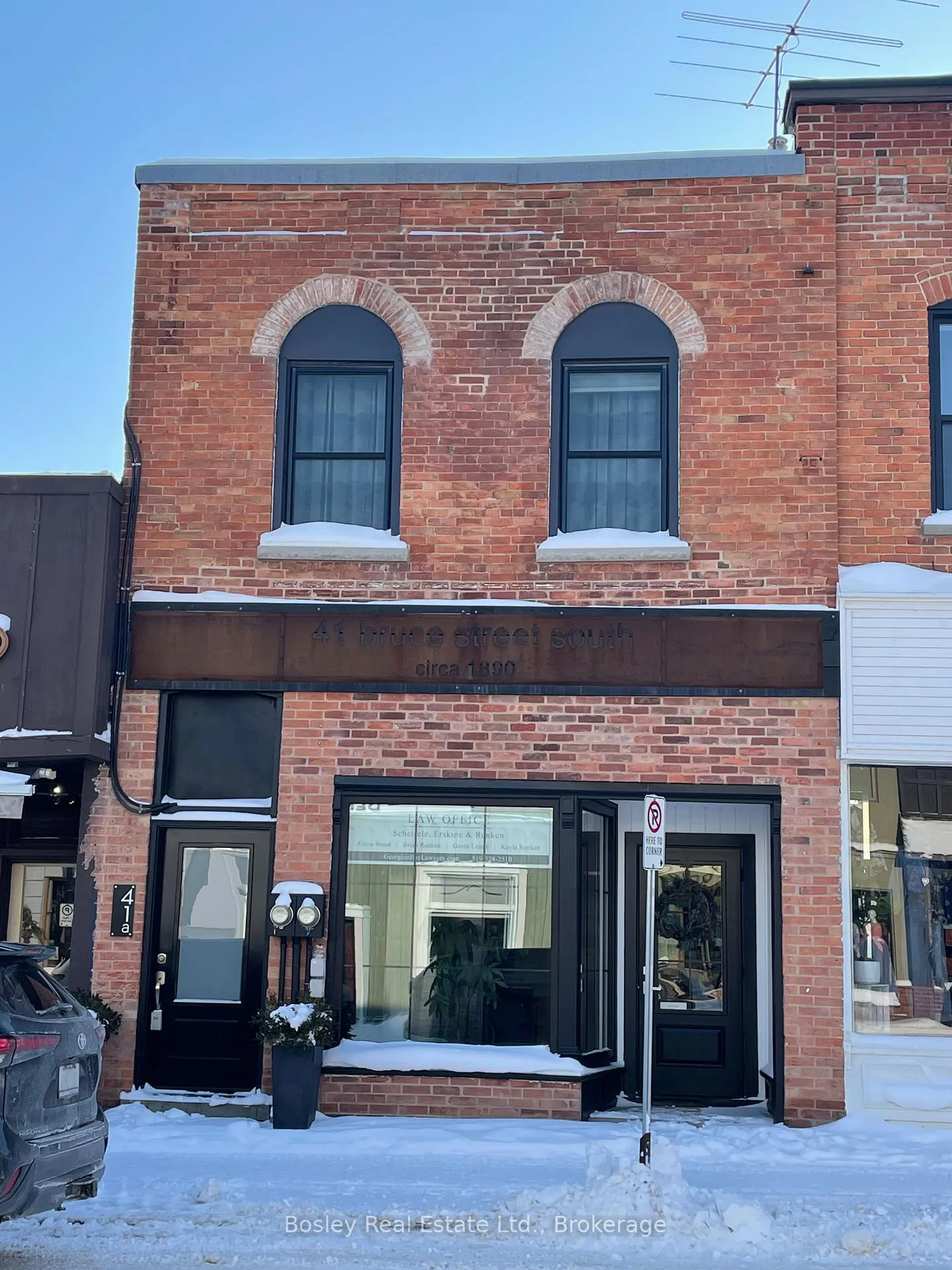 Photo 1 of 41 Bruce Street, Blue Mountains — HOMEH