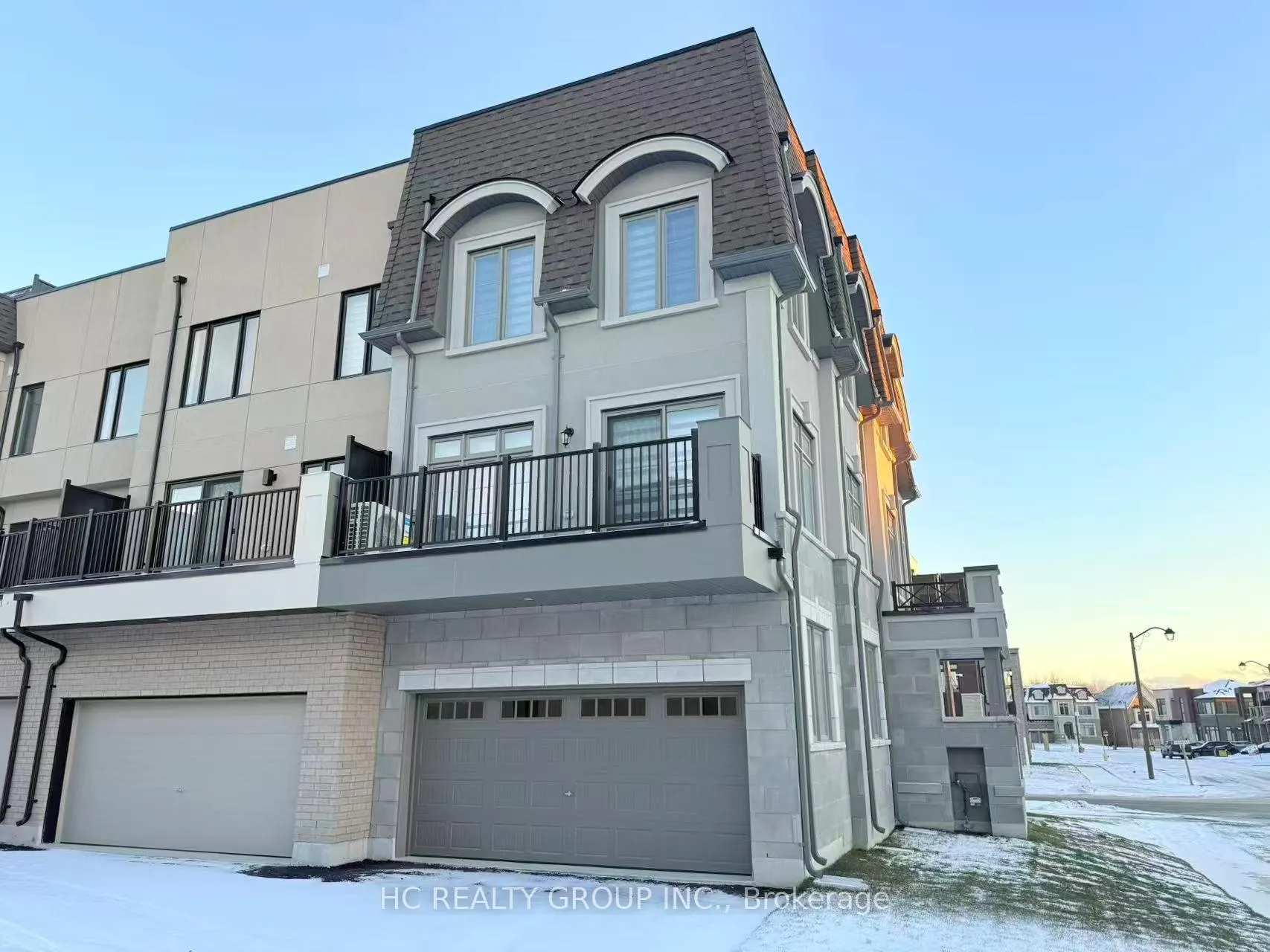 Photo 2 of 27 Harvey Bunker Crescent, Markham, Angus Glen — HOMEH