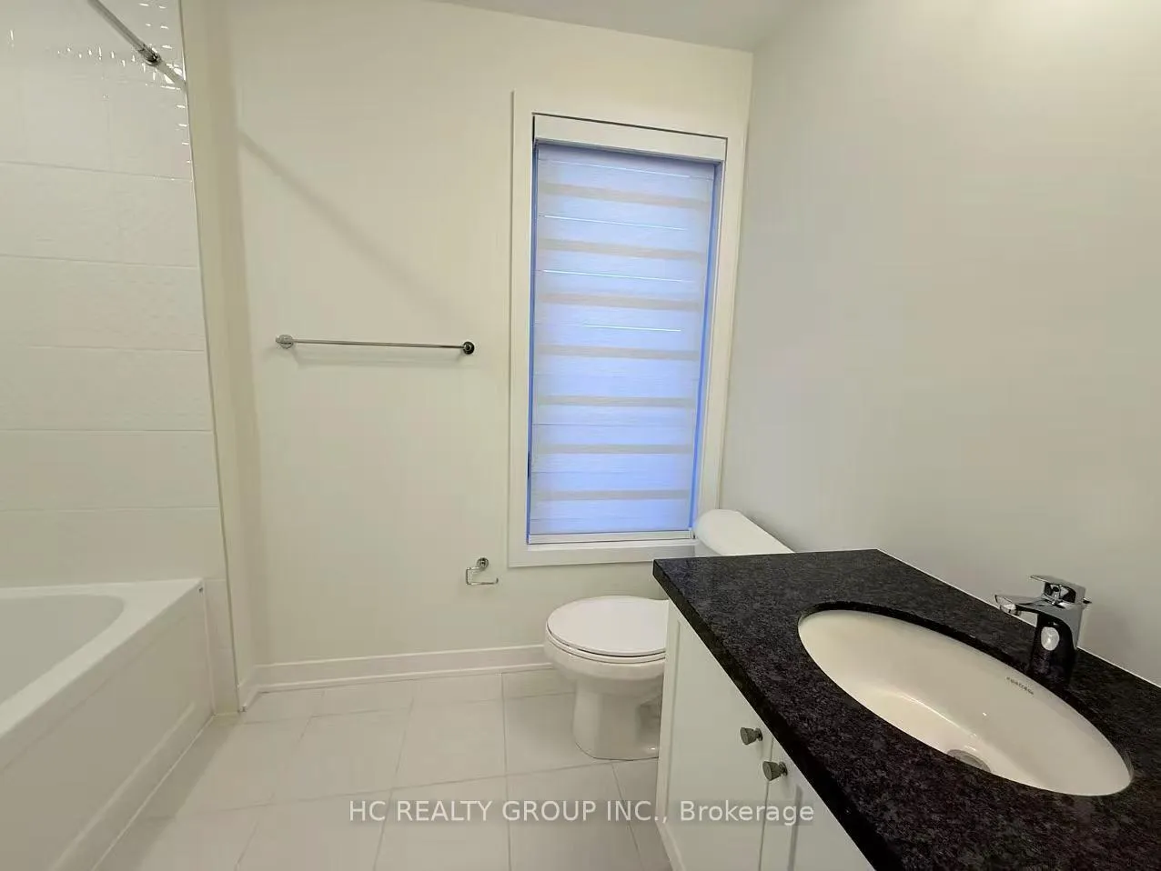 Photo 10 of 27 Harvey Bunker Crescent, Markham, Angus Glen — HOMEH