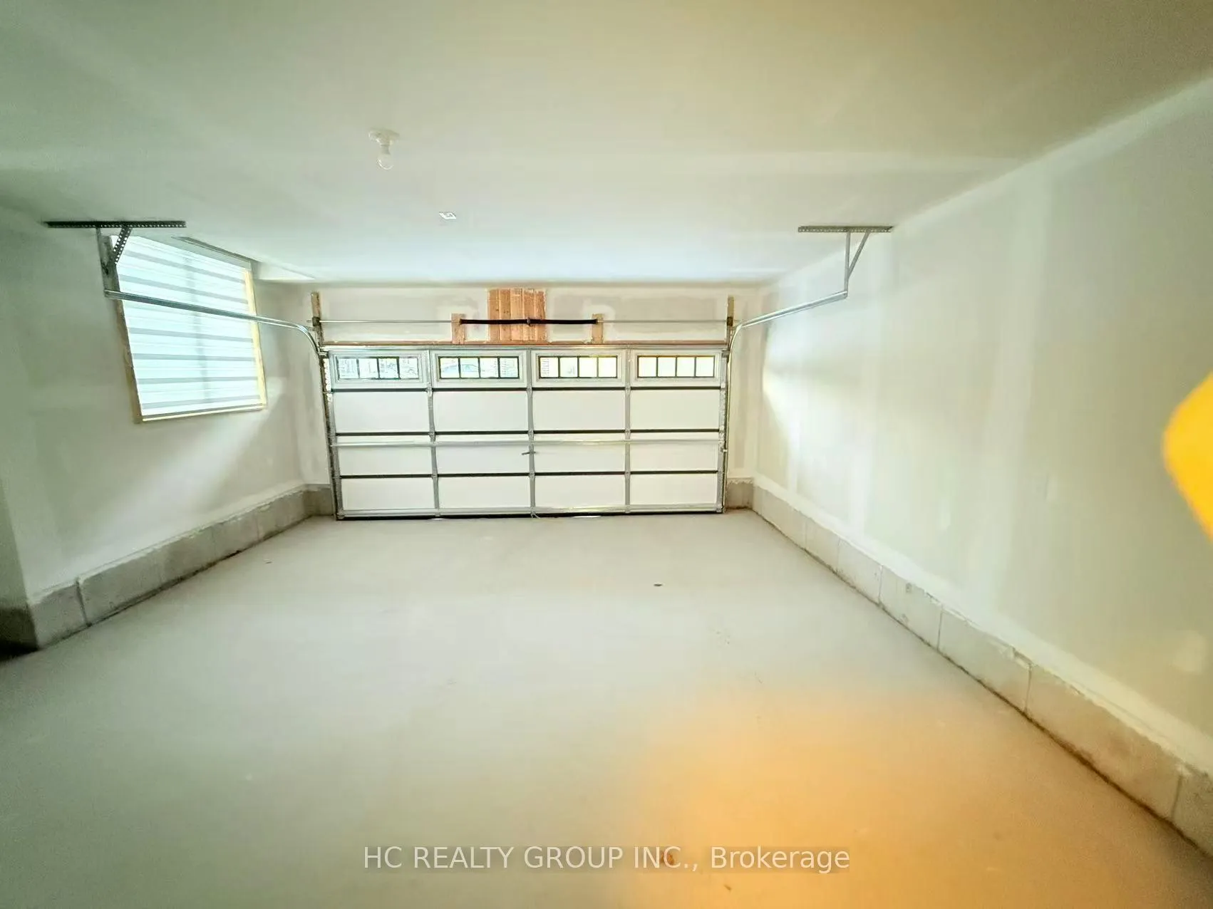 Photo 15 of 27 Harvey Bunker Crescent, Markham, Angus Glen — HOMEH