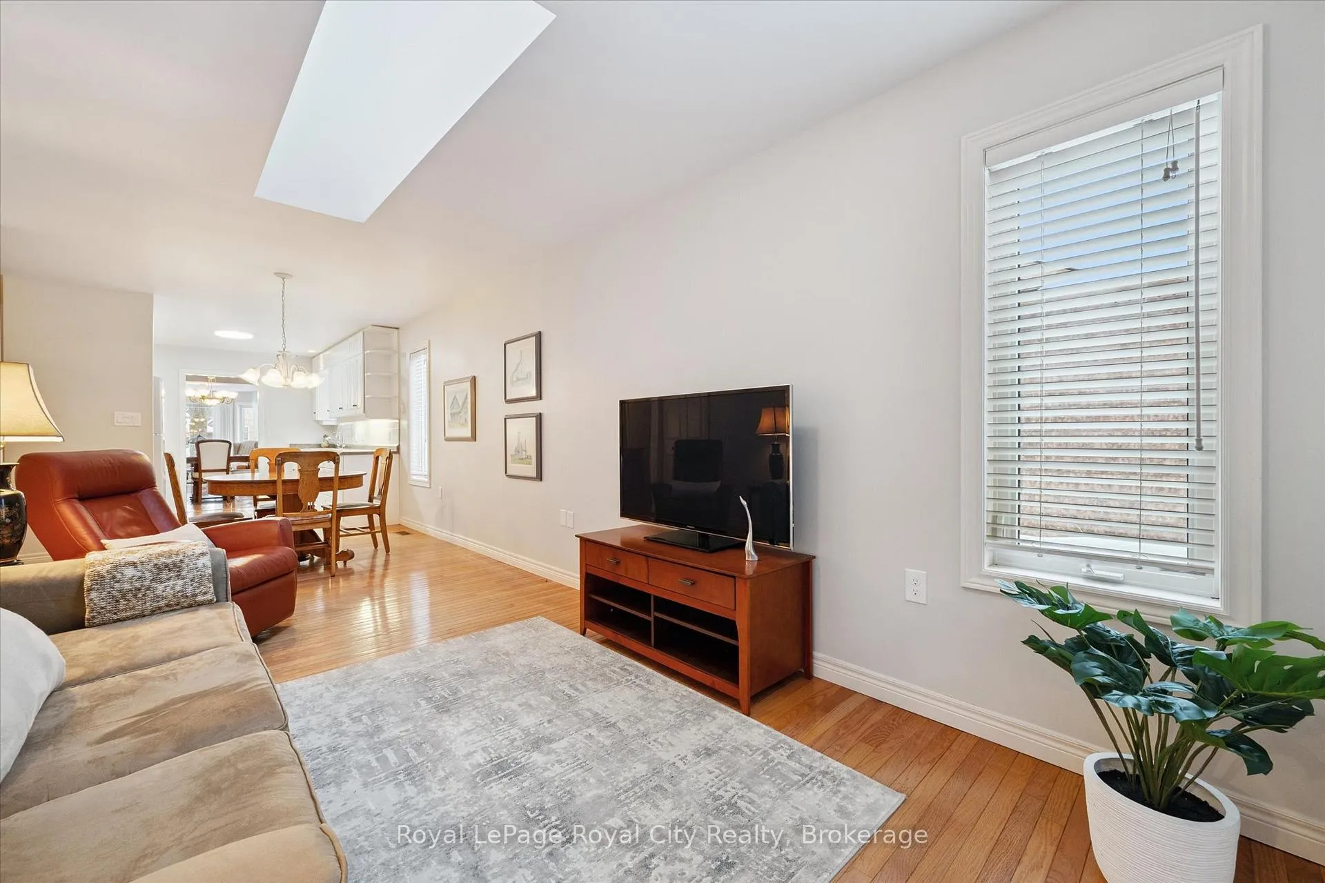Photo 18 of 67 White Pine Way, Guelph, Village By The Arboretum — HOMEH