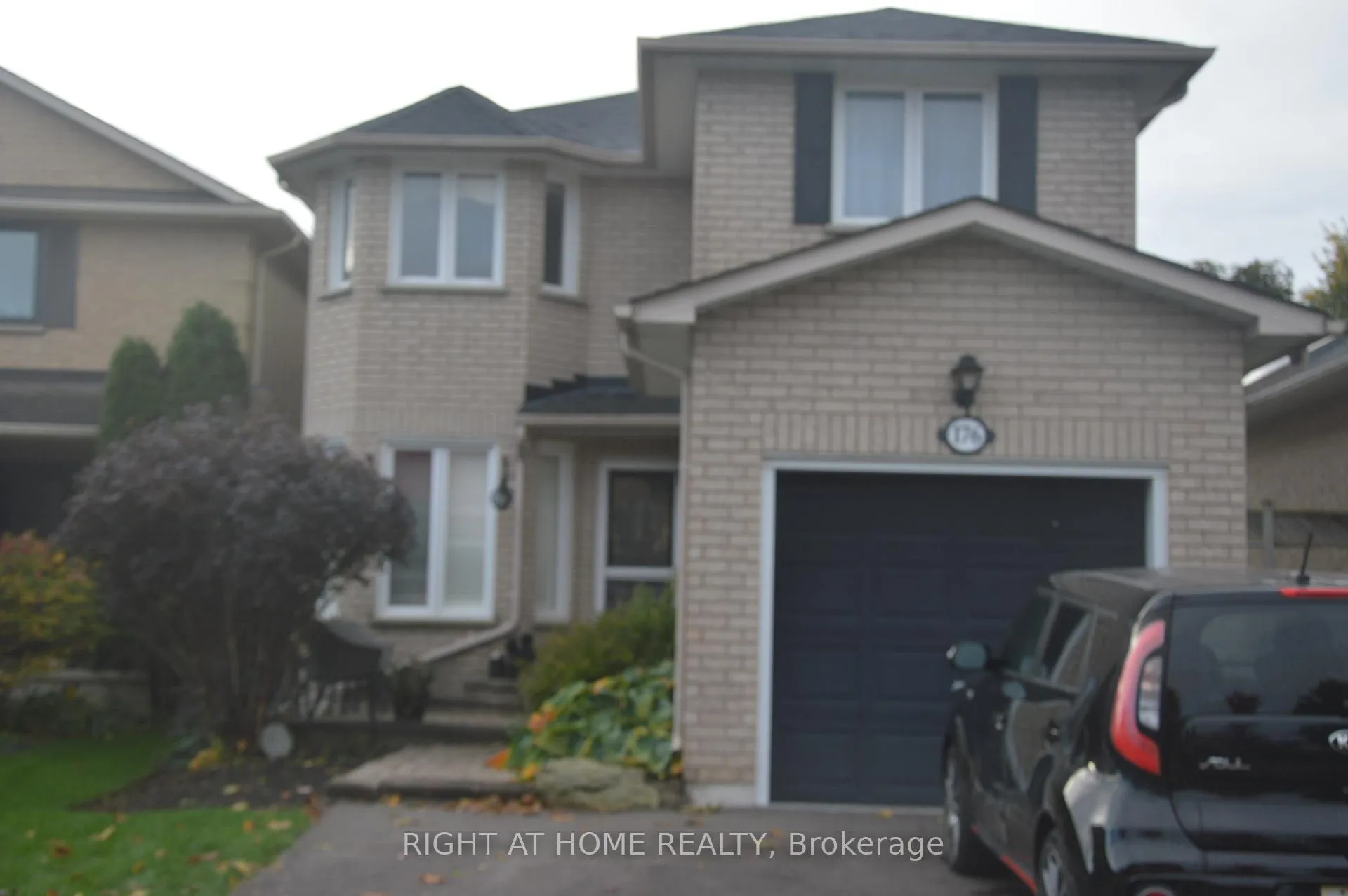 Photo 1 of 176 Avondale Drive, Clarington, Courtice — HOMEH