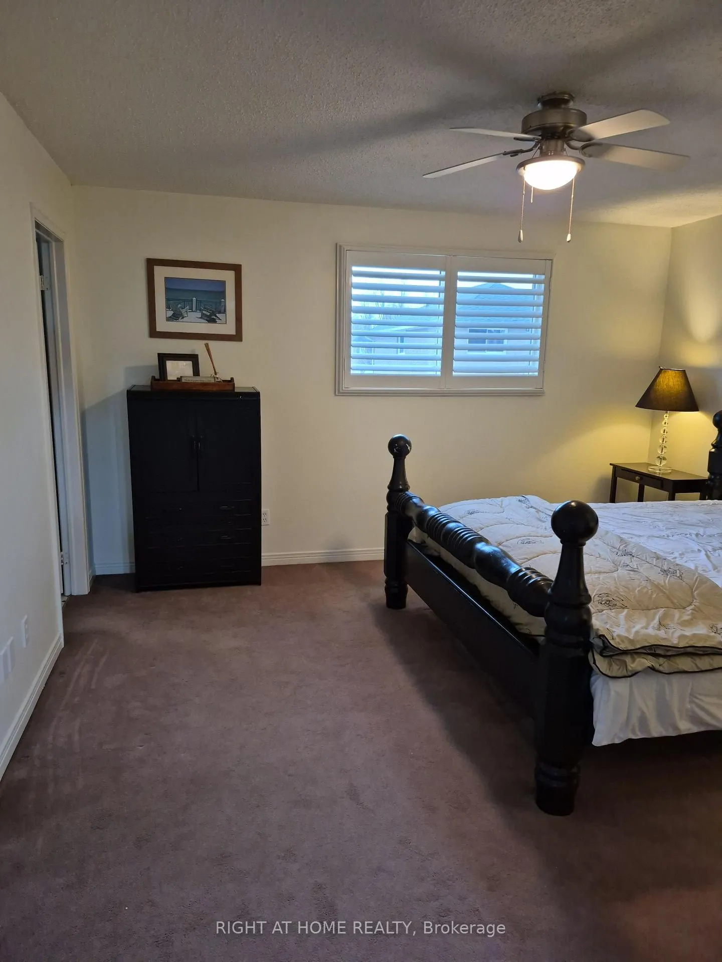 Photo 10 of 176 Avondale Drive, Clarington, Courtice — HOMEH