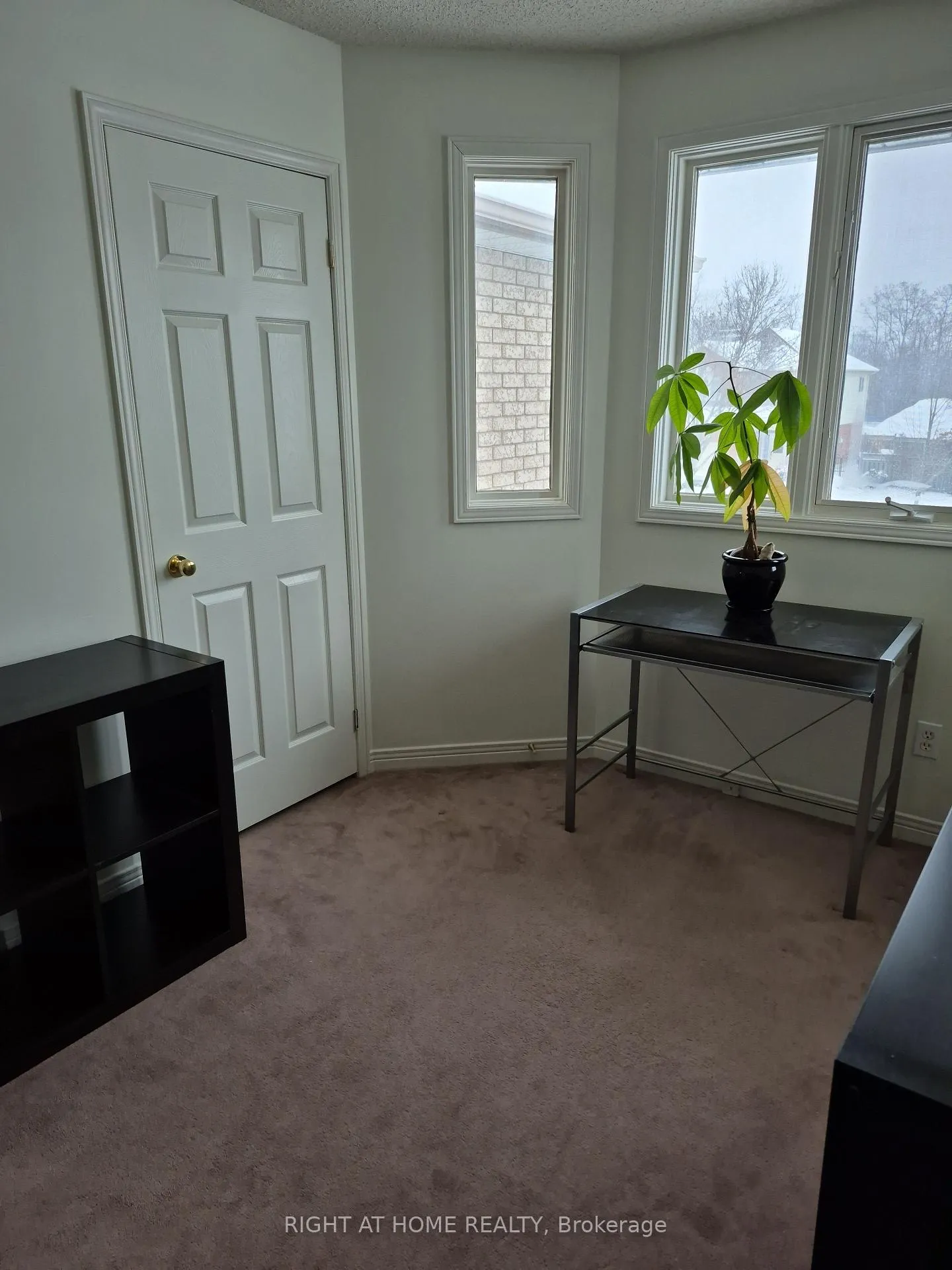 Photo 16 of 176 Avondale Drive, Clarington, Courtice — HOMEH