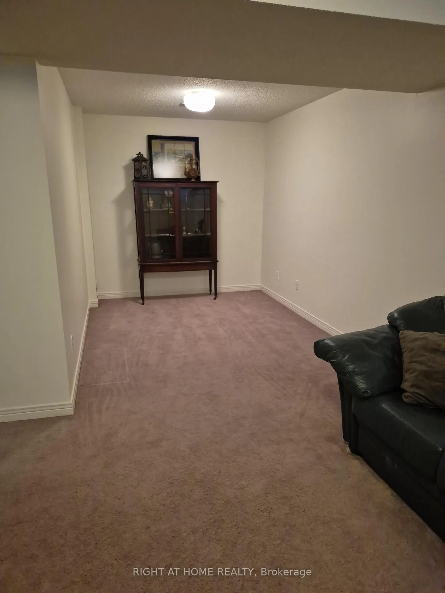 Photo 21 of 176 Avondale Drive, Clarington, Courtice — HOMEH