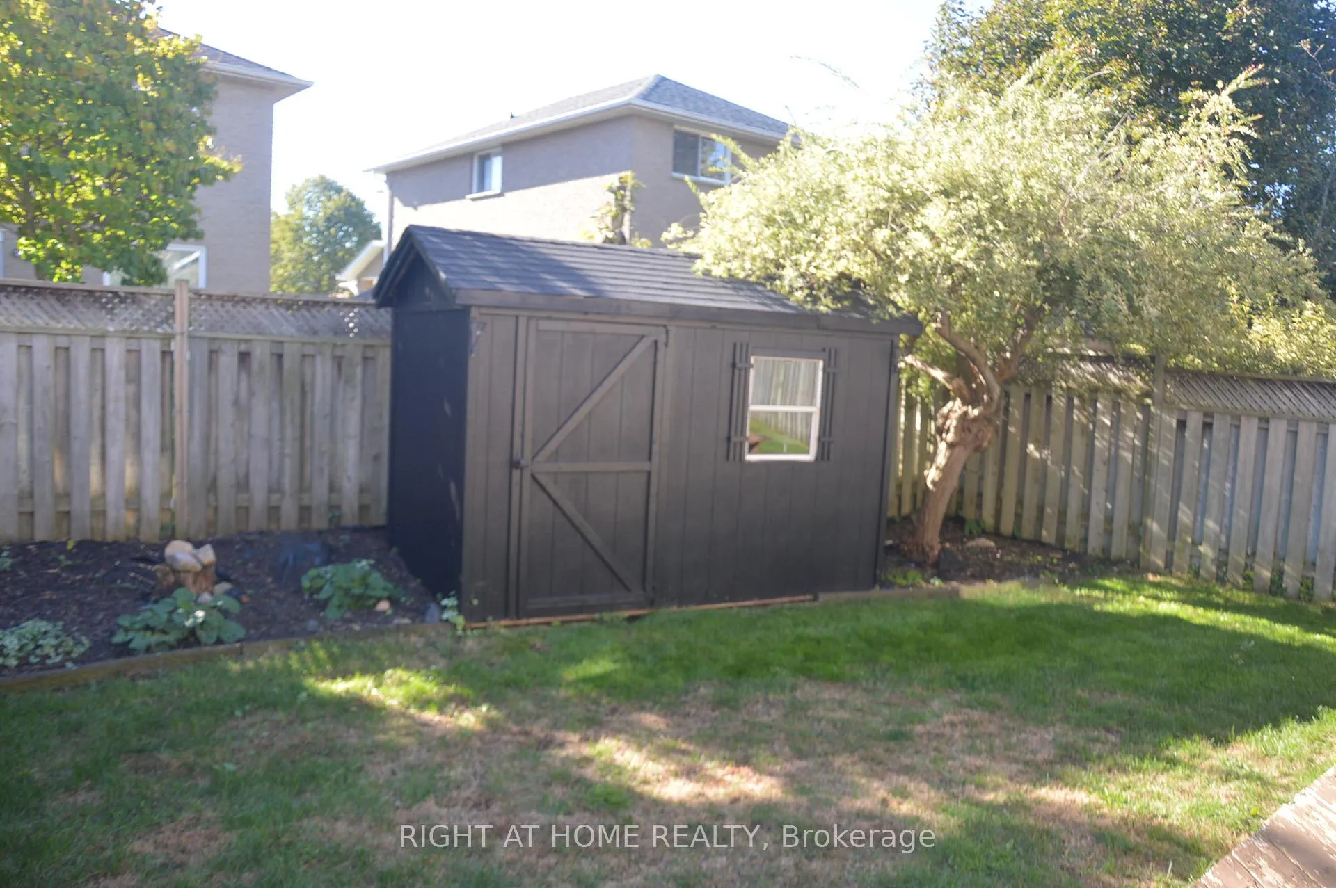 Photo 26 of 176 Avondale Drive, Clarington, Courtice — HOMEH