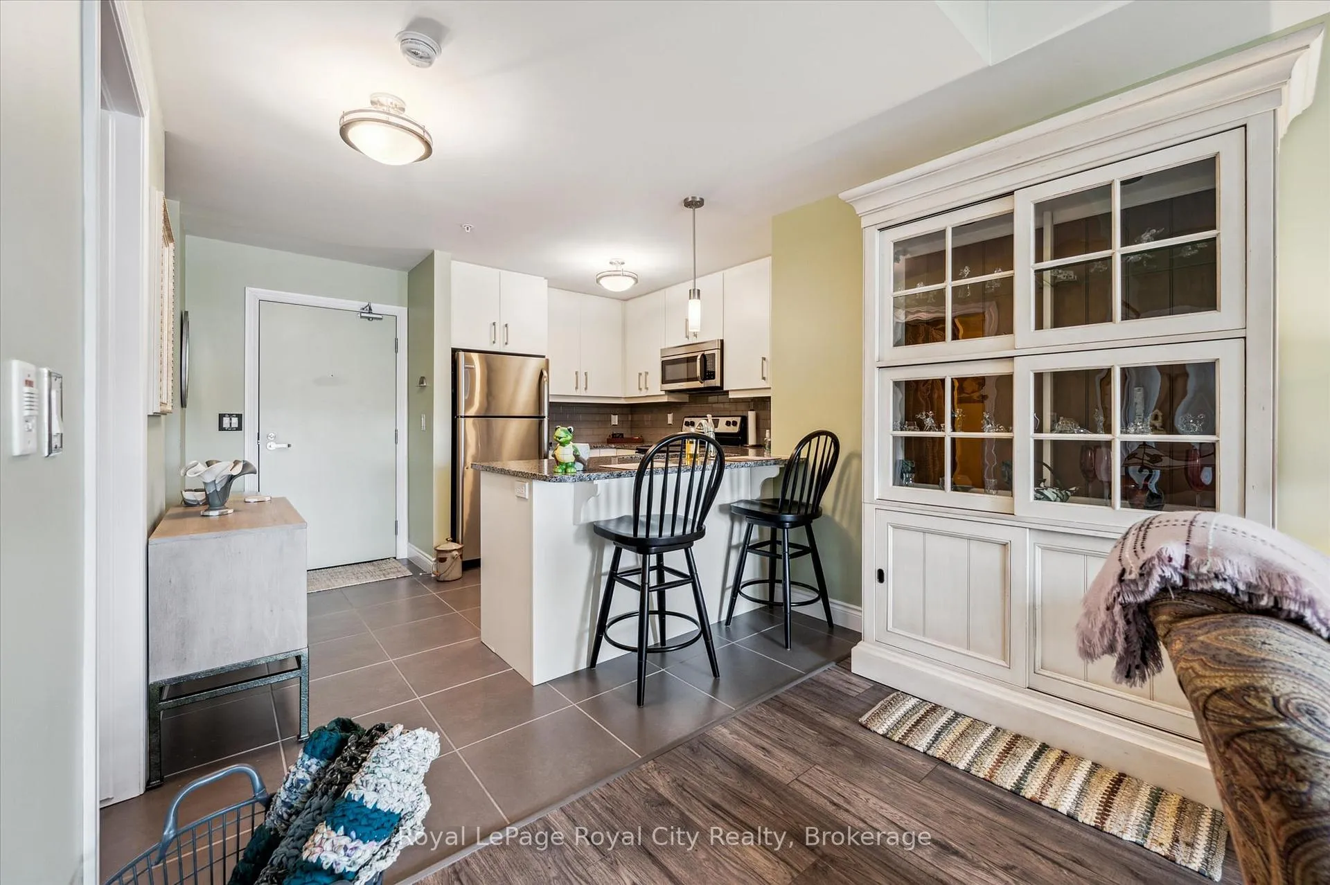 Photo 17 of Unit 202, 106 Bard Boulevard, Guelph, Pineridge/Westminster Woods — HOMEH