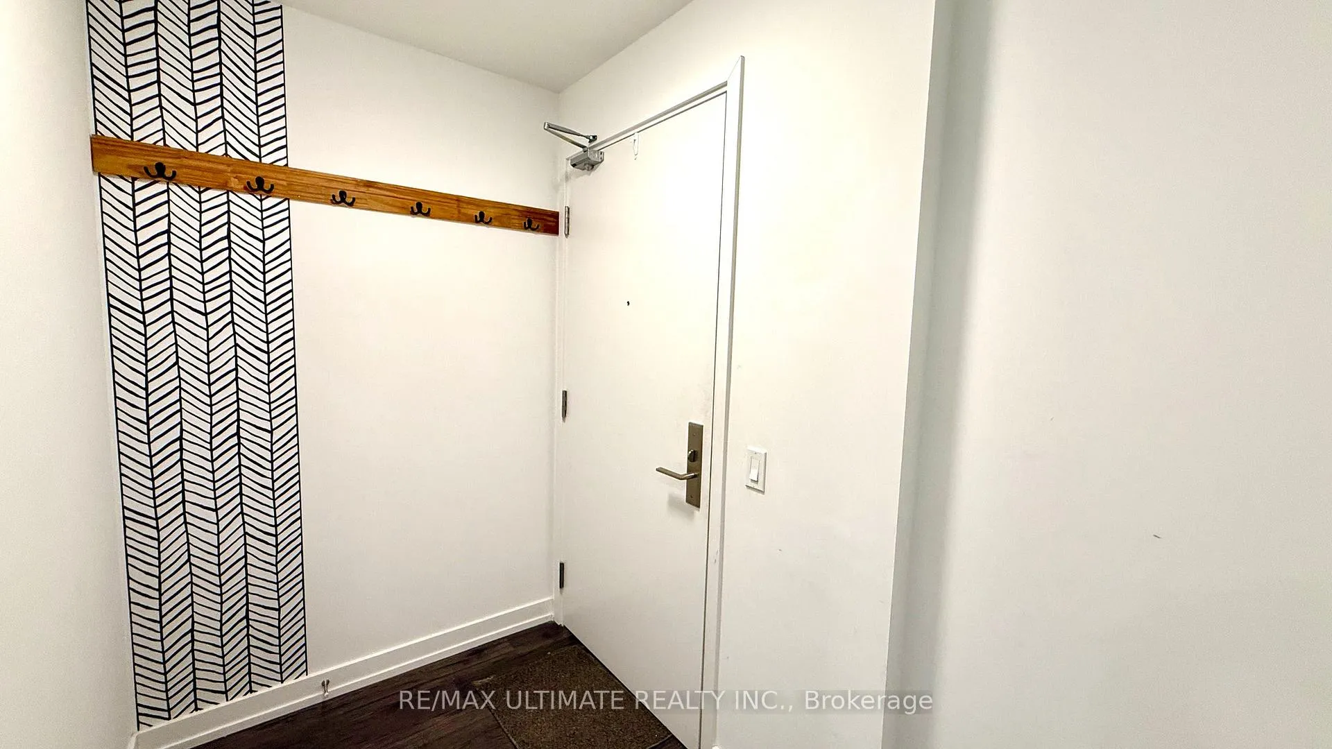 Photo 7 of Unit 620, 33 Helendale Avenue, Toronto, Yonge-Eglinton — HOMEH