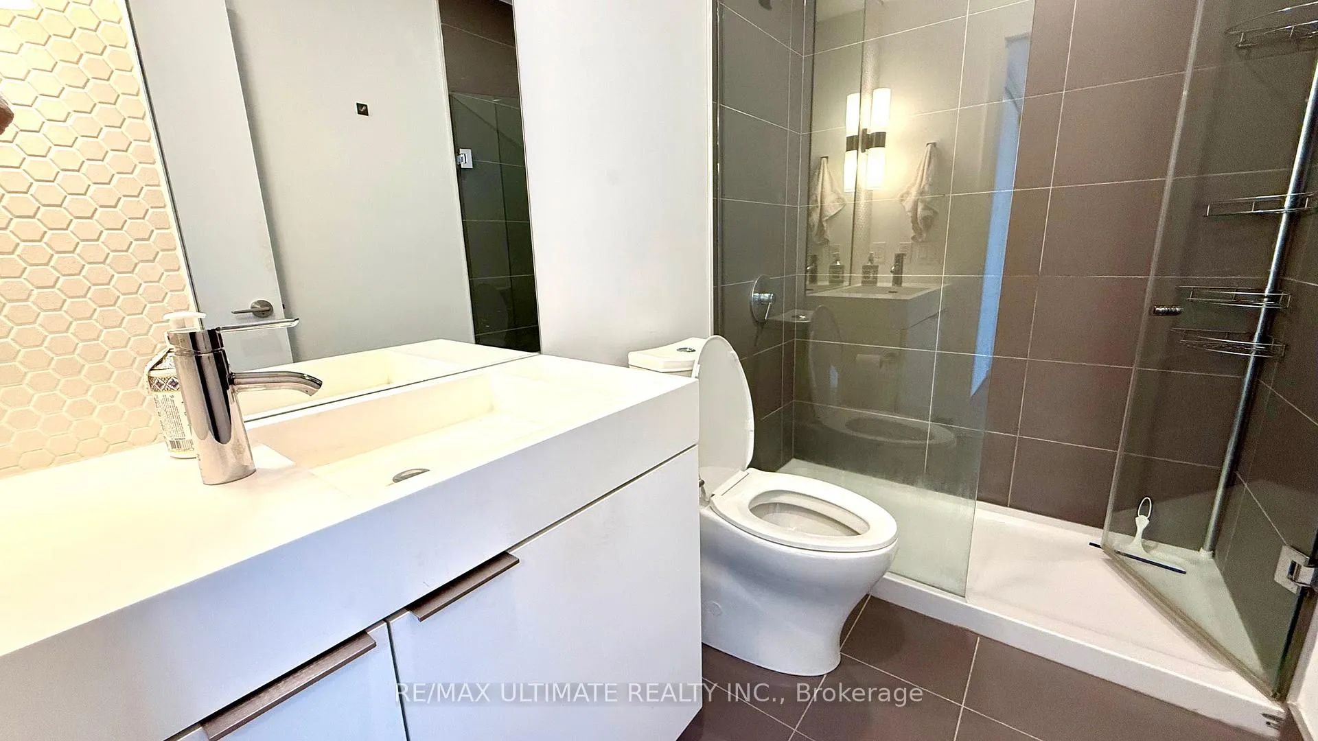 Photo 11 of Unit 620, 33 Helendale Avenue, Toronto, Yonge-Eglinton — HOMEH